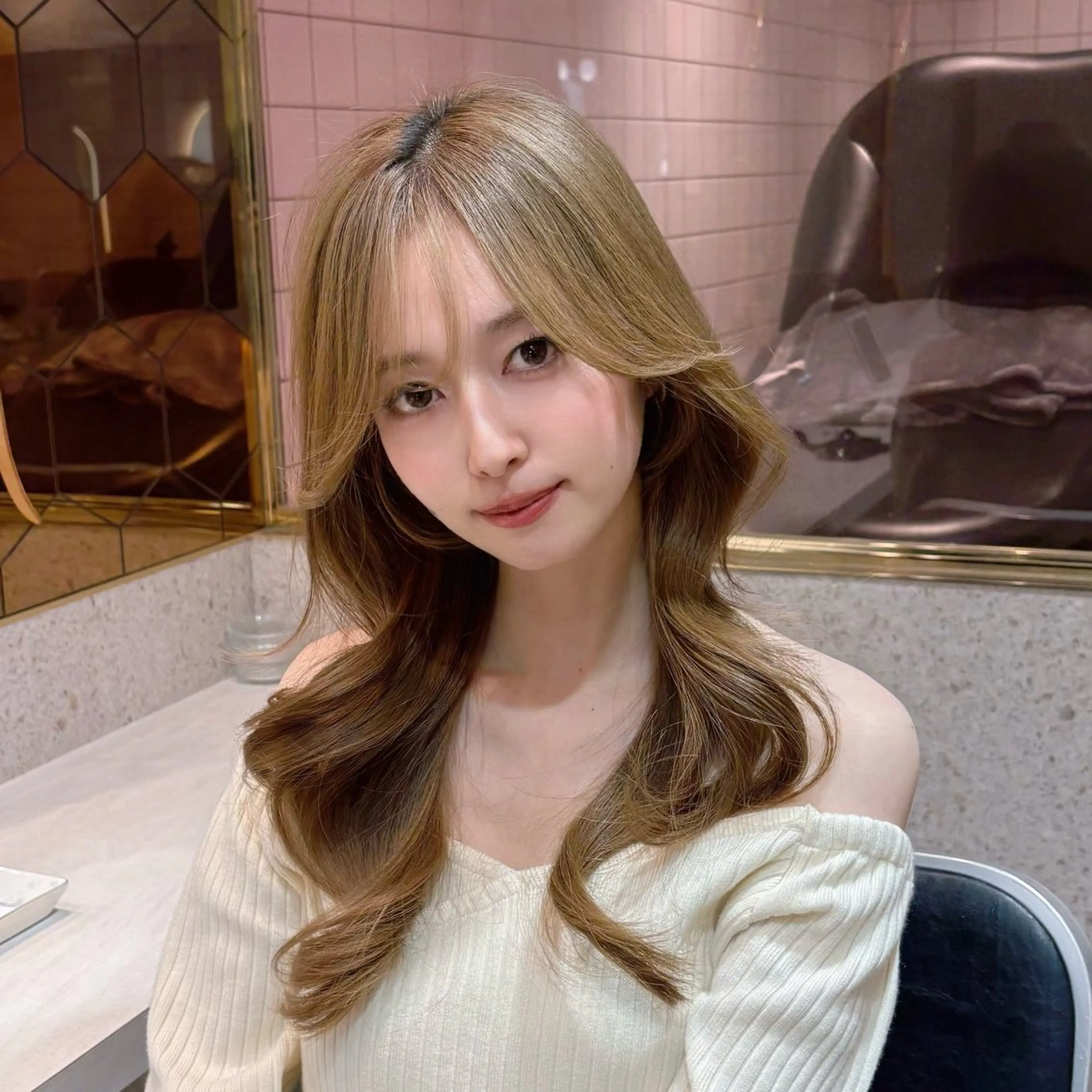 ミディアム カラー パーマ ヘアアレンジ メンズ キッズ 新宿/小顔レイヤー/ 顔まわり/西慶太朗のヘアスタイル