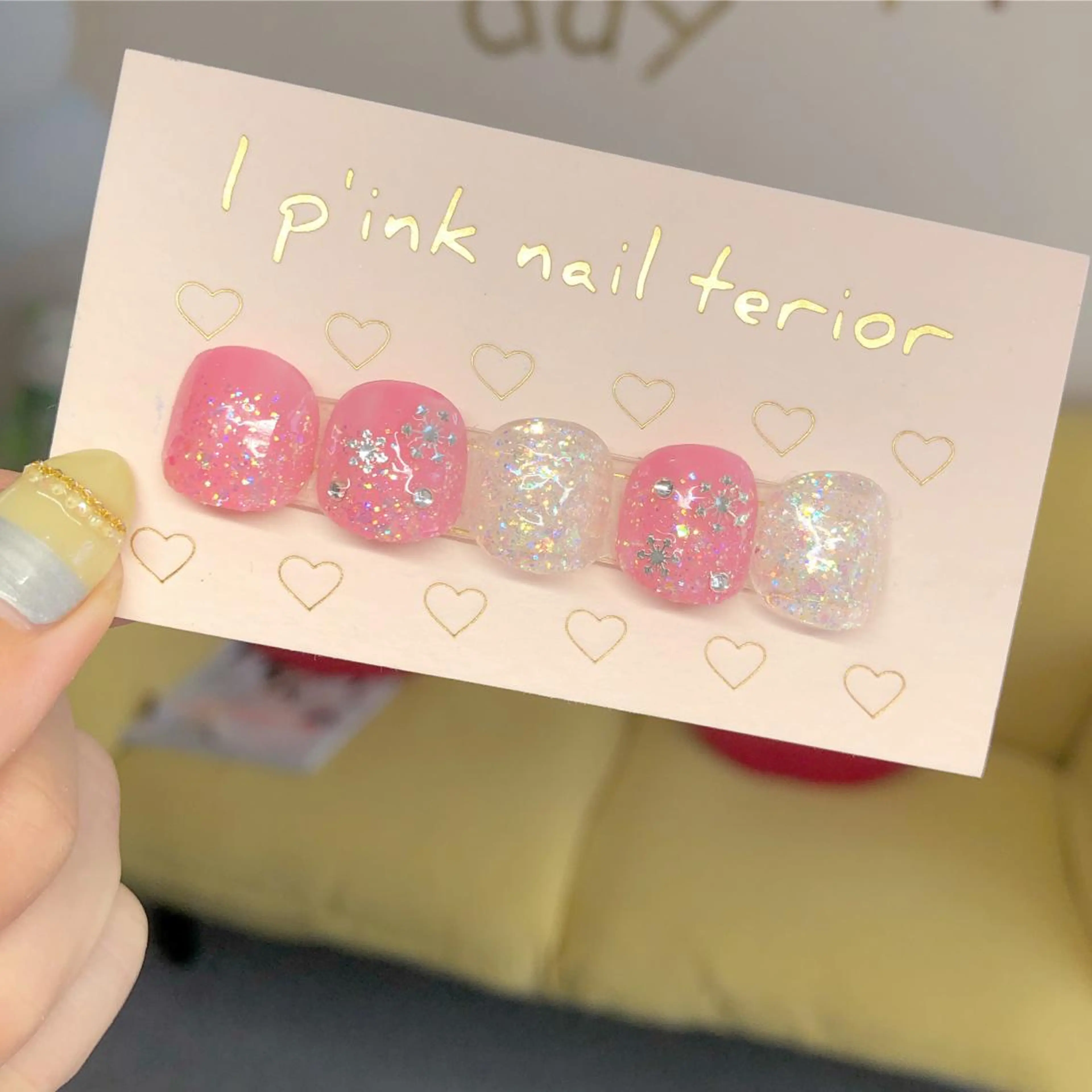ネイル I pinknail 韓国風·持ち込み専門のネイルデザイン