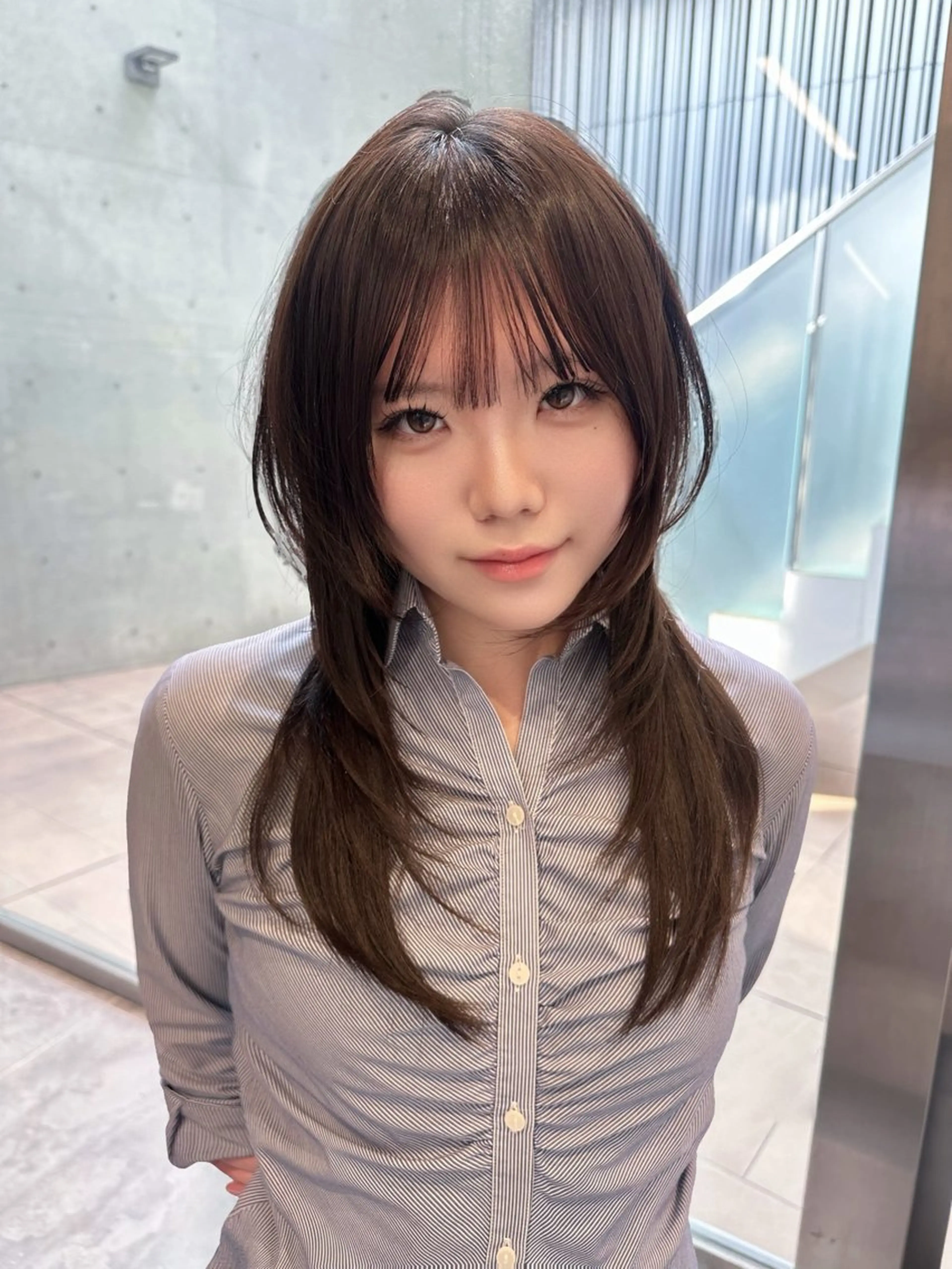 セミロング ヘアカラー トリートメント RiA/レイヤーカッ ト/ハッシュカットのヘアスタイル