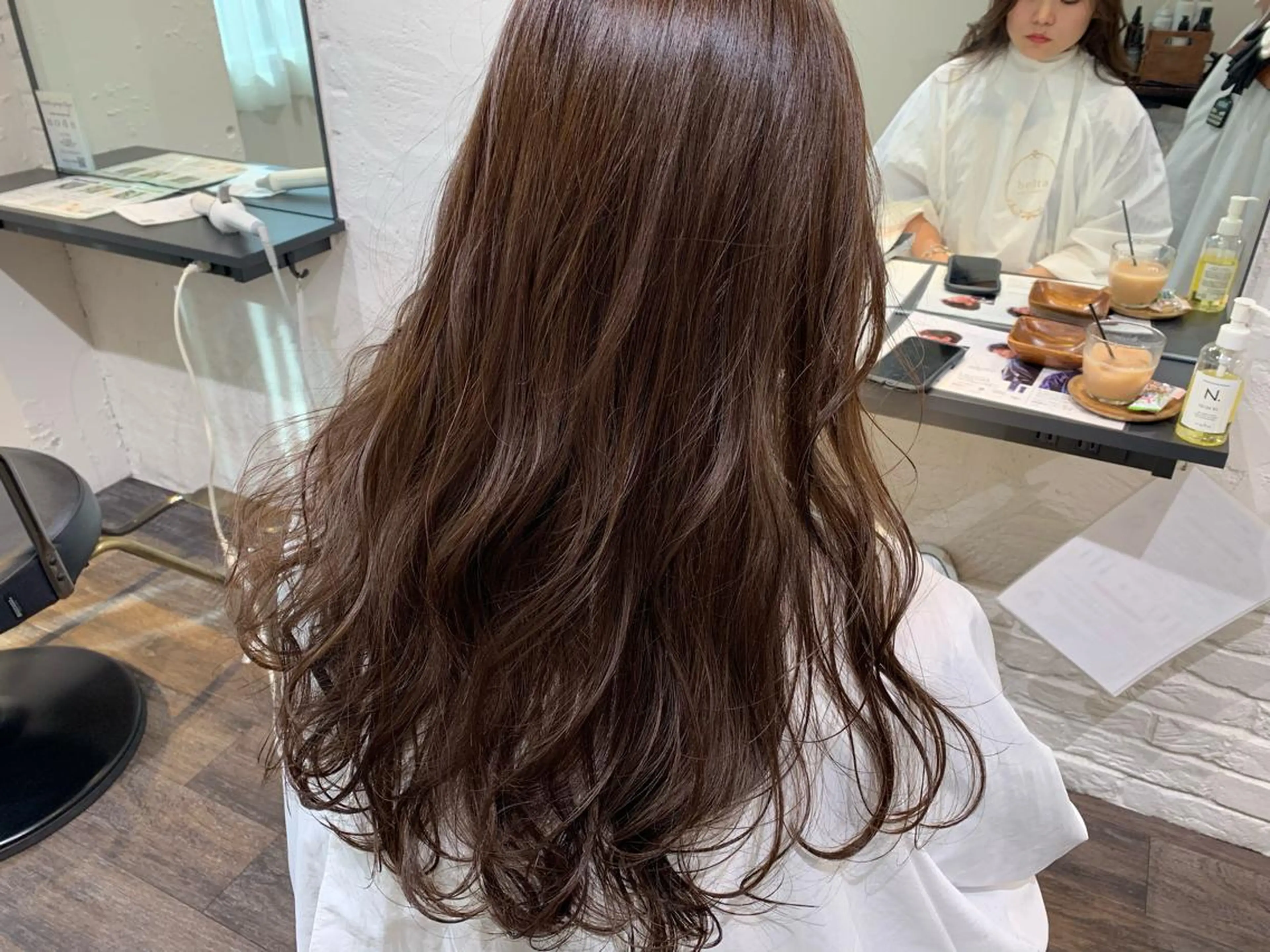 ロング カラー 安村 美奈のヘアスタイル