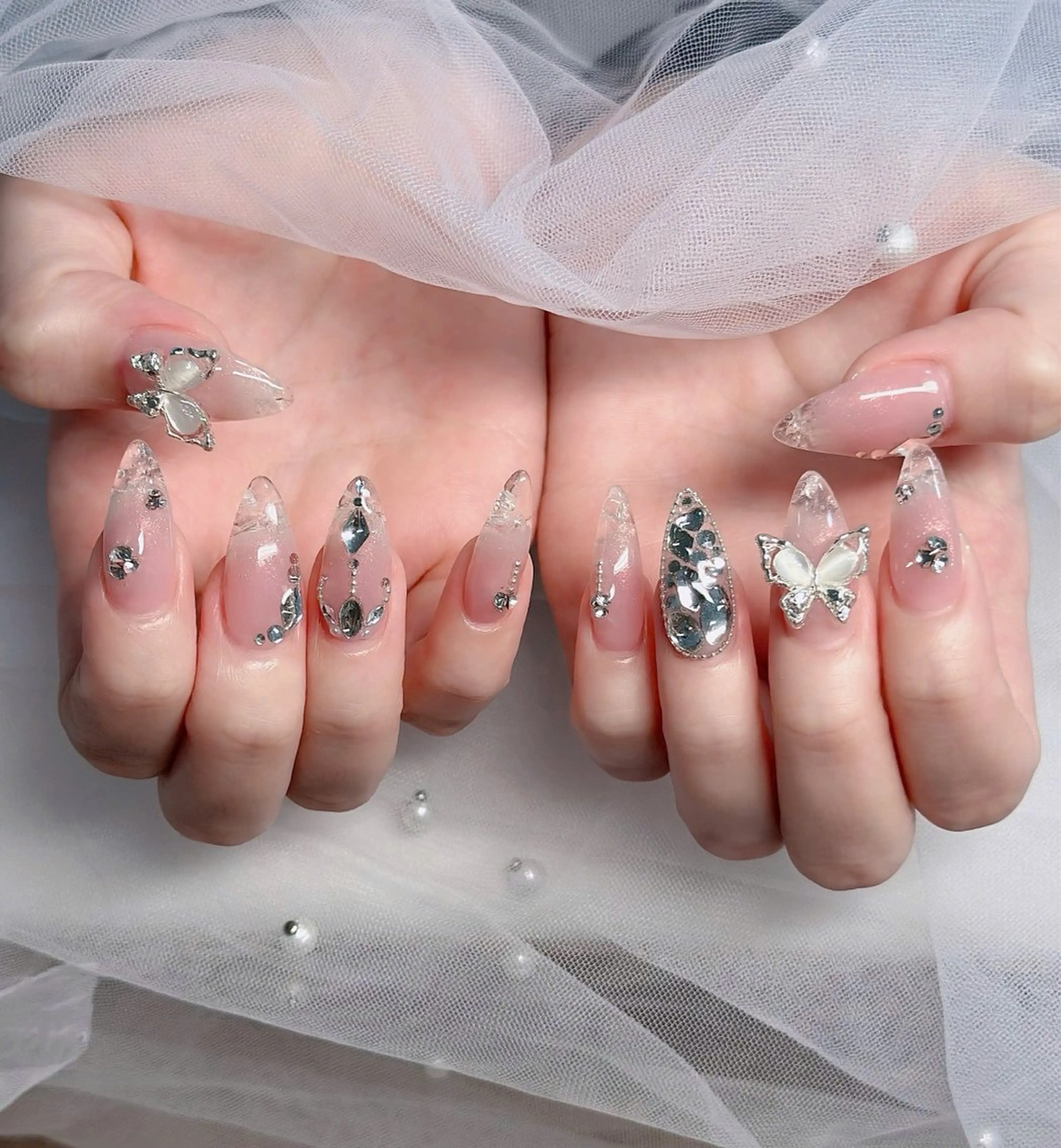 ネイル オーロラネイル フレンチネイル ジェルネイル ハロウィン 韓国ネイル ハンドネイル neco H.babynailのネイルデザイン