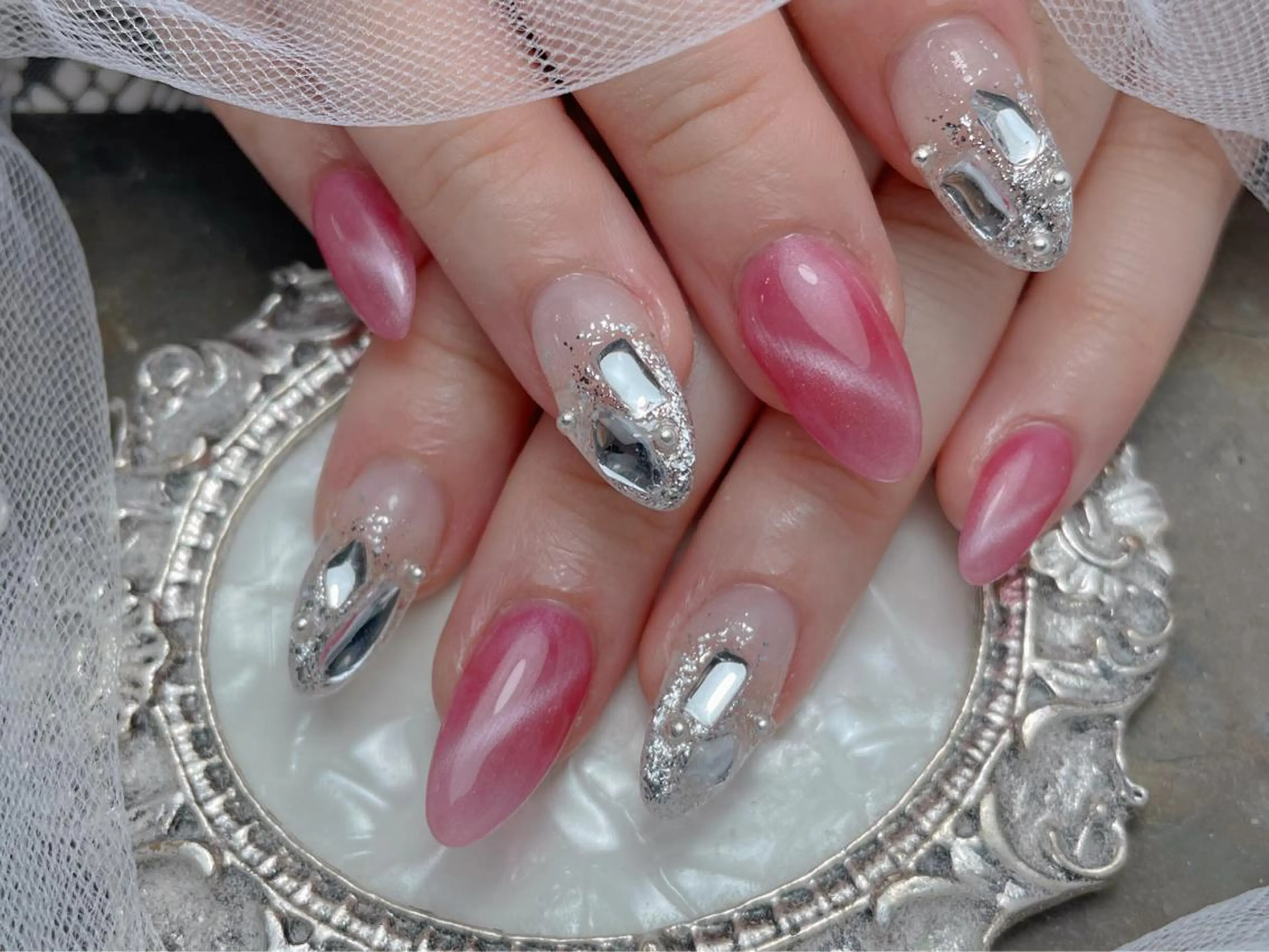 ネイル ハンドネイル マジック ミラーのネイルデザイン