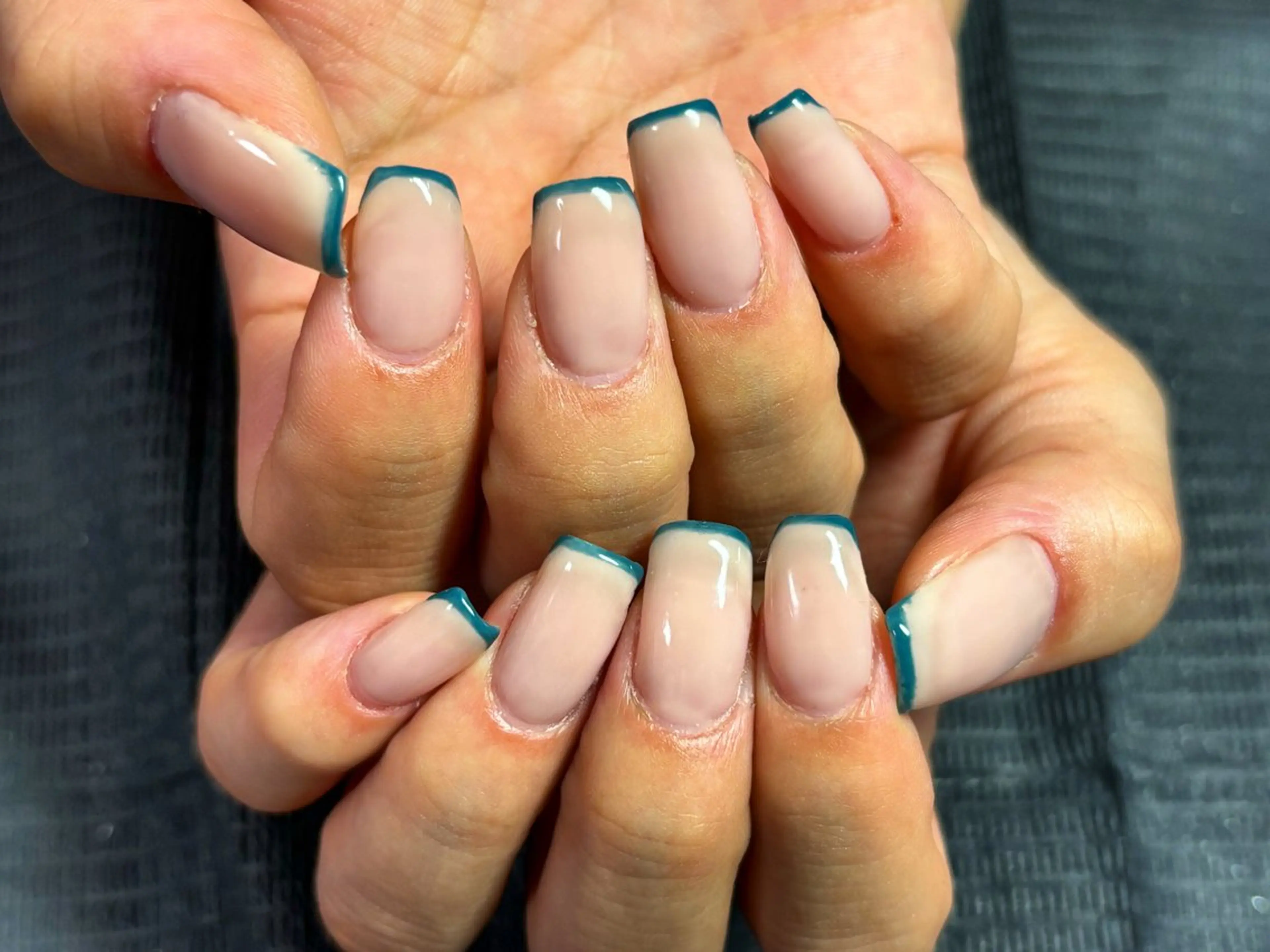 ネイル フレンチネイル 持ち込み Nailsalon Ajugaのネイルデザイン