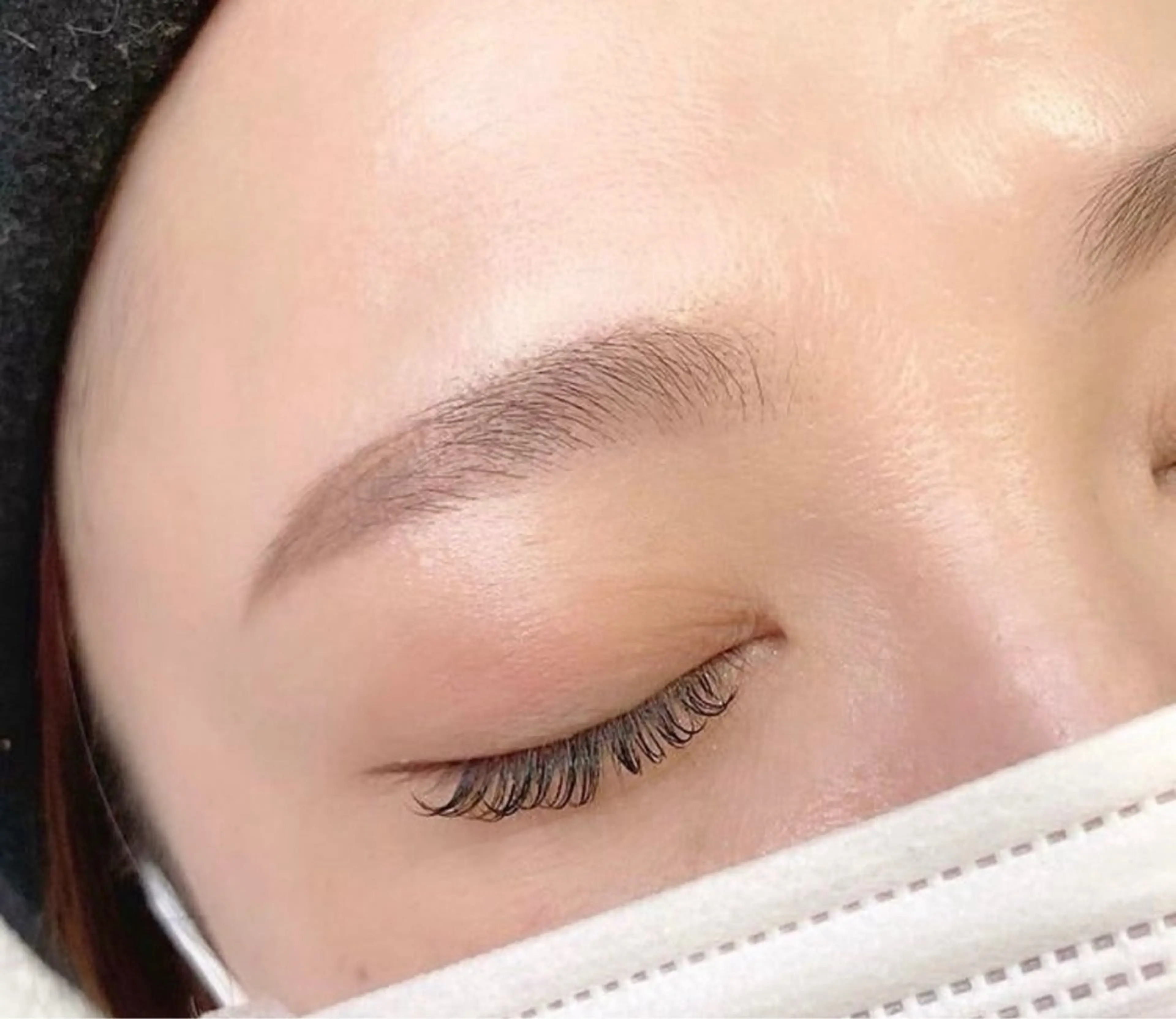 💛フラットラッシュ まつげエクステ 両目合わせて100～120本以内の写真