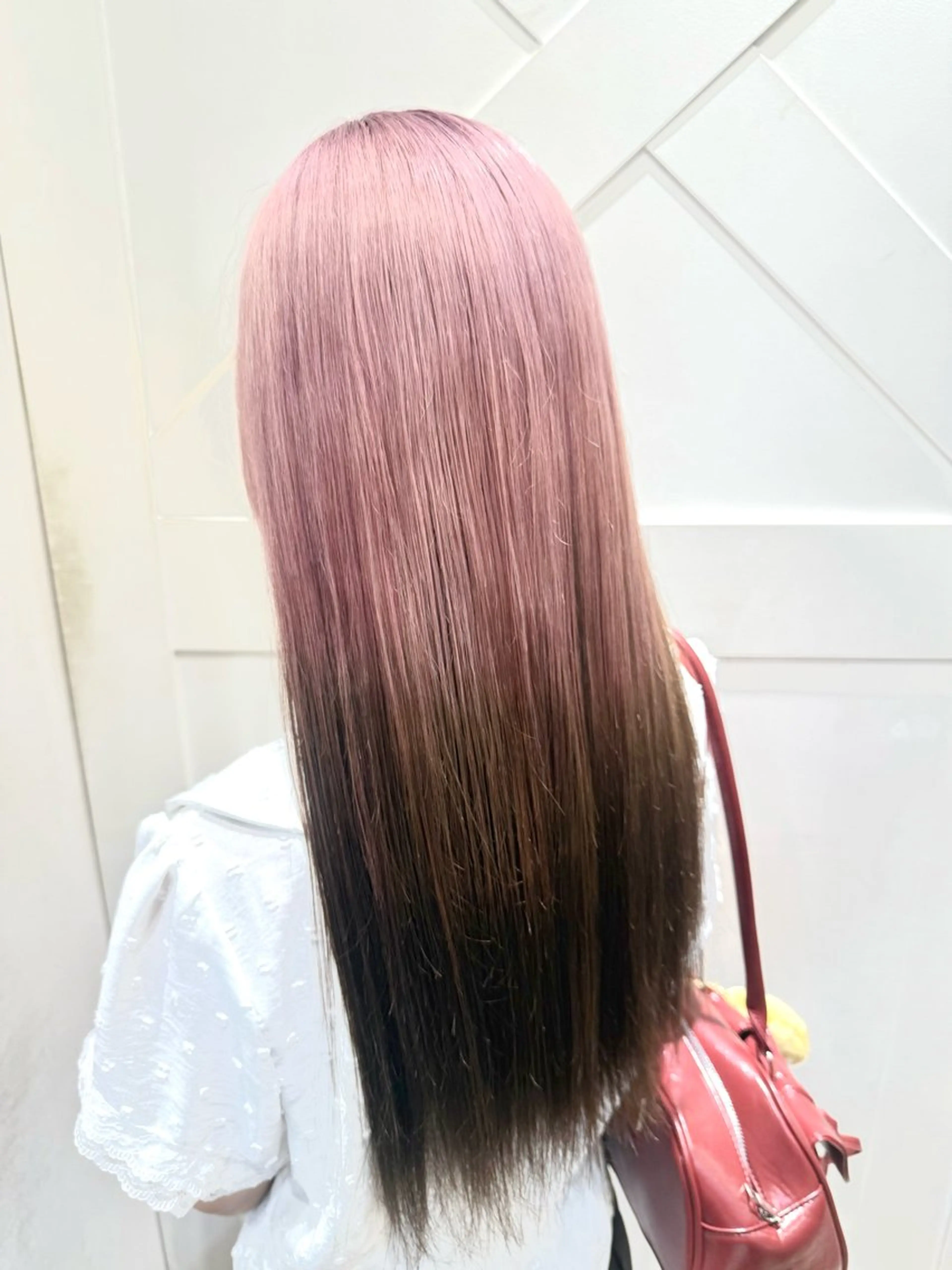 ロング カラー 🎨ハイトーン レイヤーカットやまとのヘアスタイル