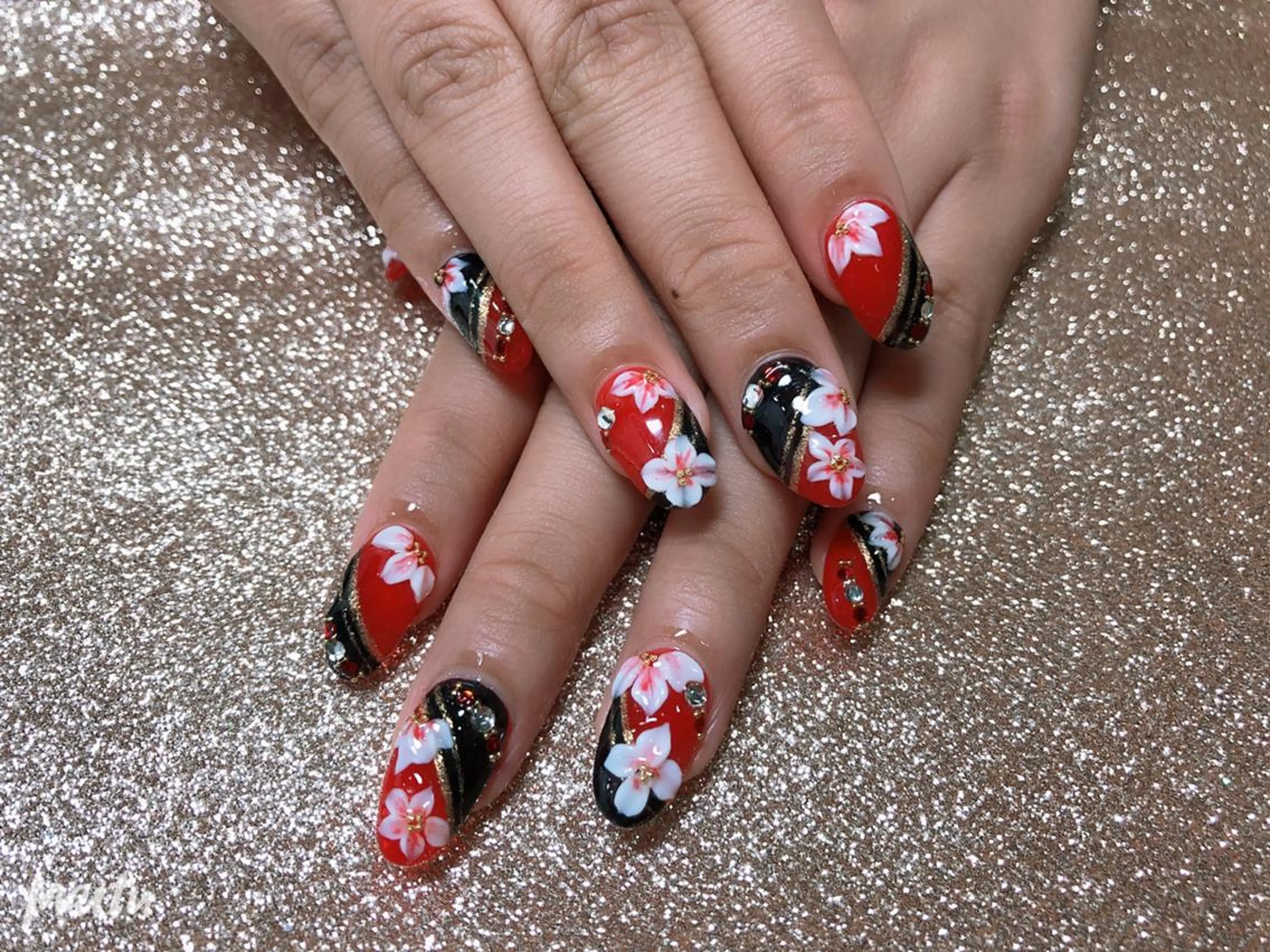 ネイル AB マツエクネイルサロンのネイルデザイン