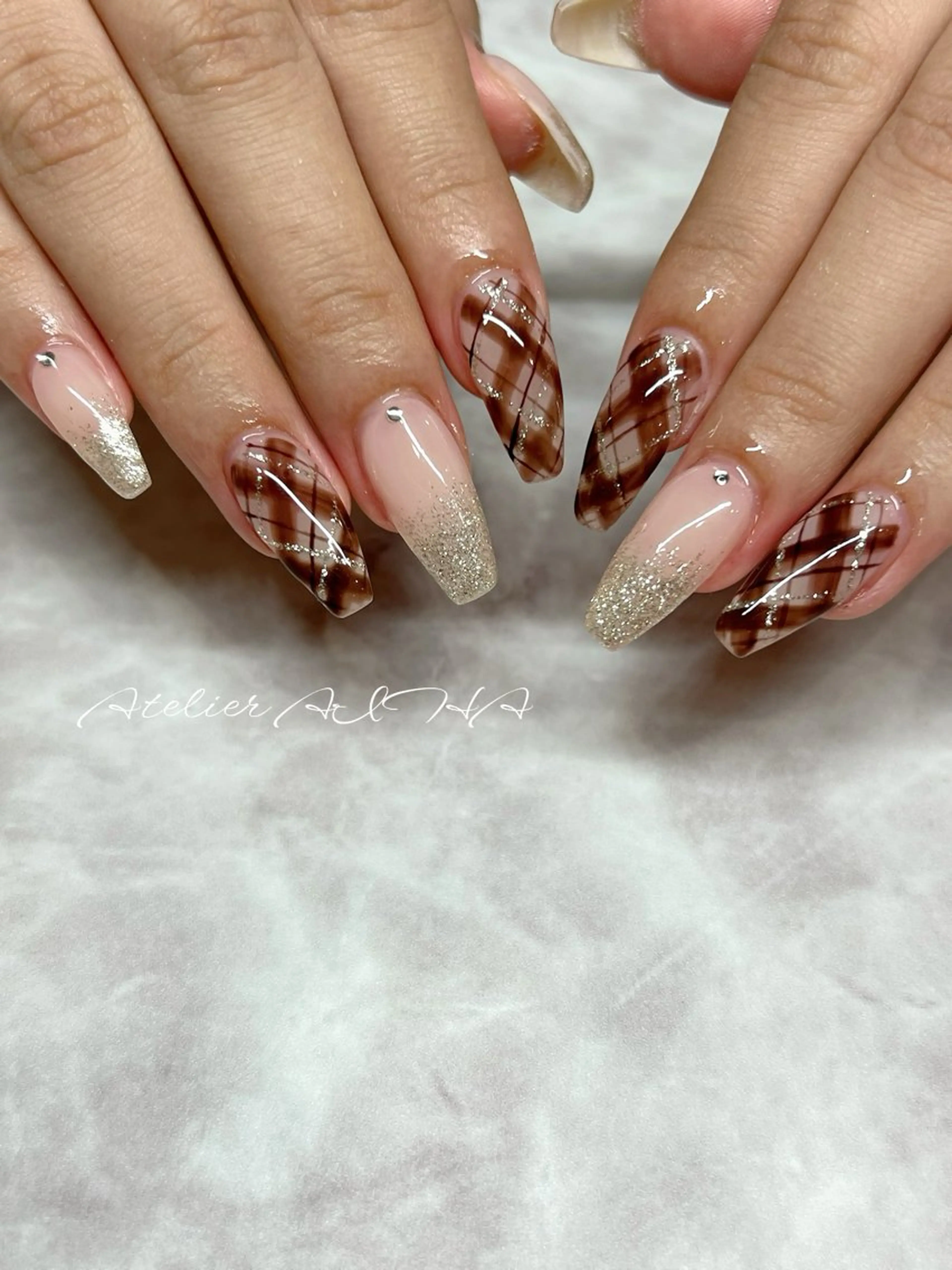 セミロング アトリエAIHA★ フィルイン推奨サロンのネイルデザイン