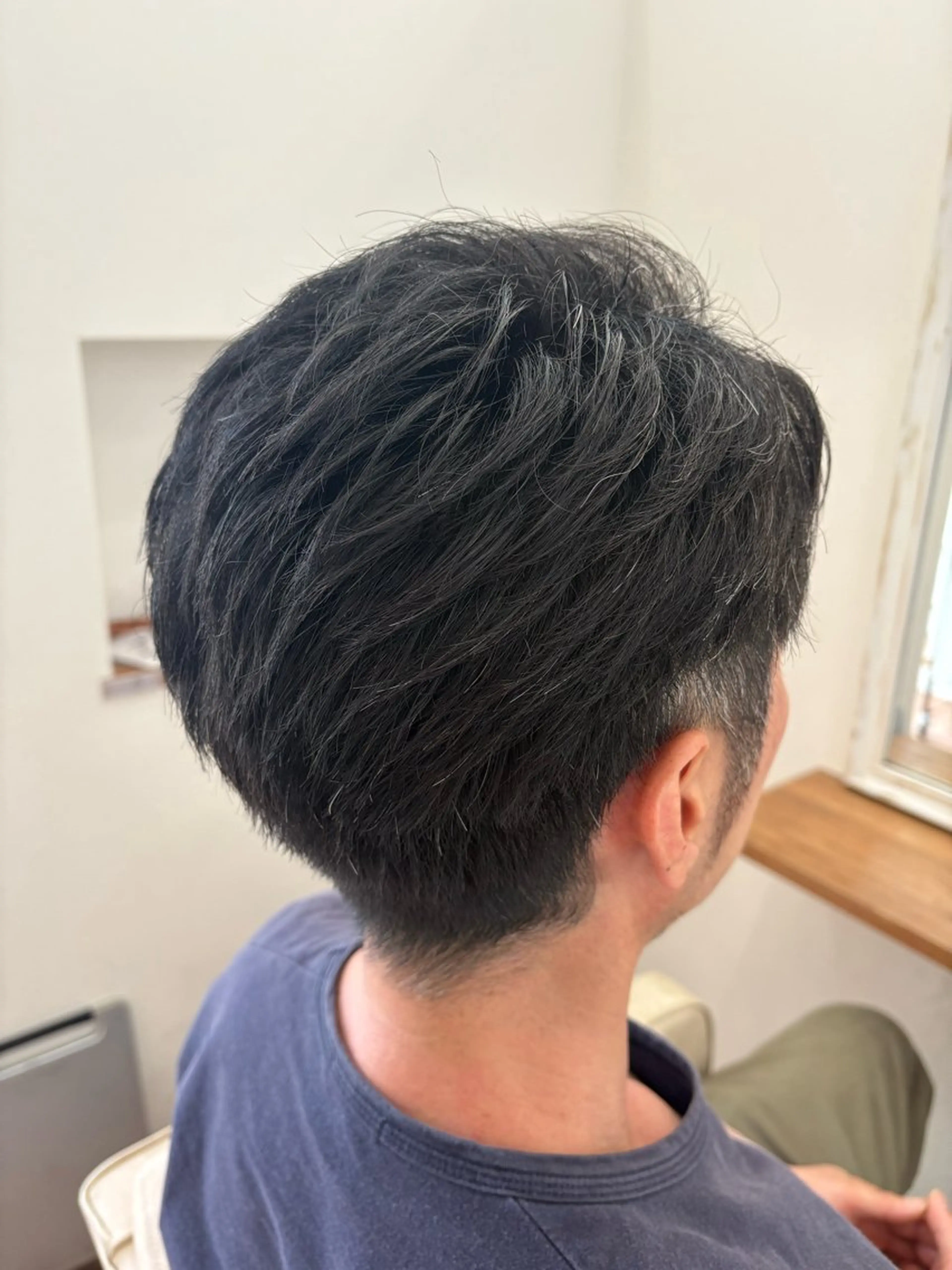 メンズ 鶴谷 麻衣のヘアスタイル