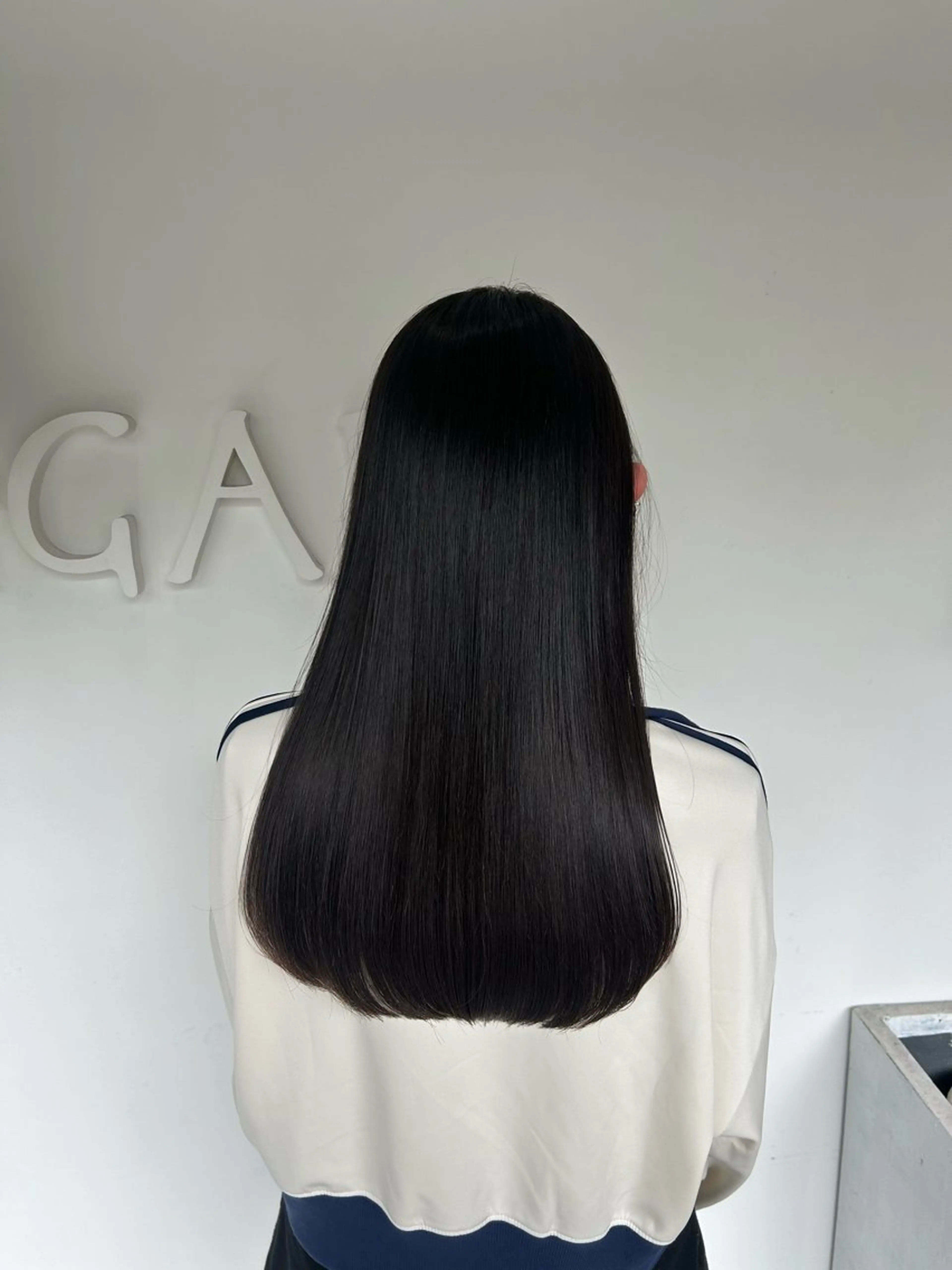 ロング カット ヘアカラー ツヤ感オリーブカラー /mei✨️のヘアスタイル