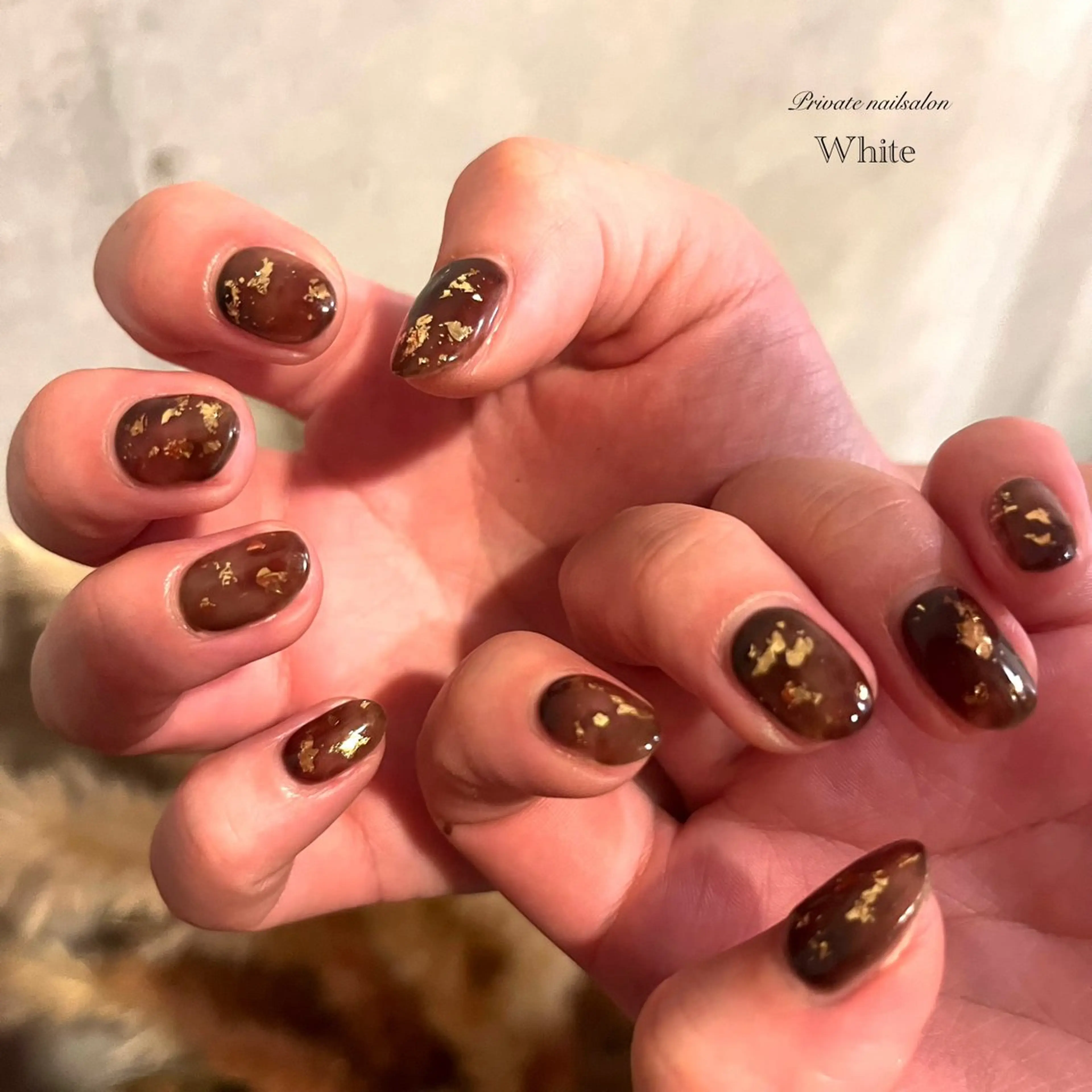 ネイル ブラウン キラキラネイル ミラーネイル ニュアンスネイル ハンドネイル SAKASHITA KEIのネイルデザイン