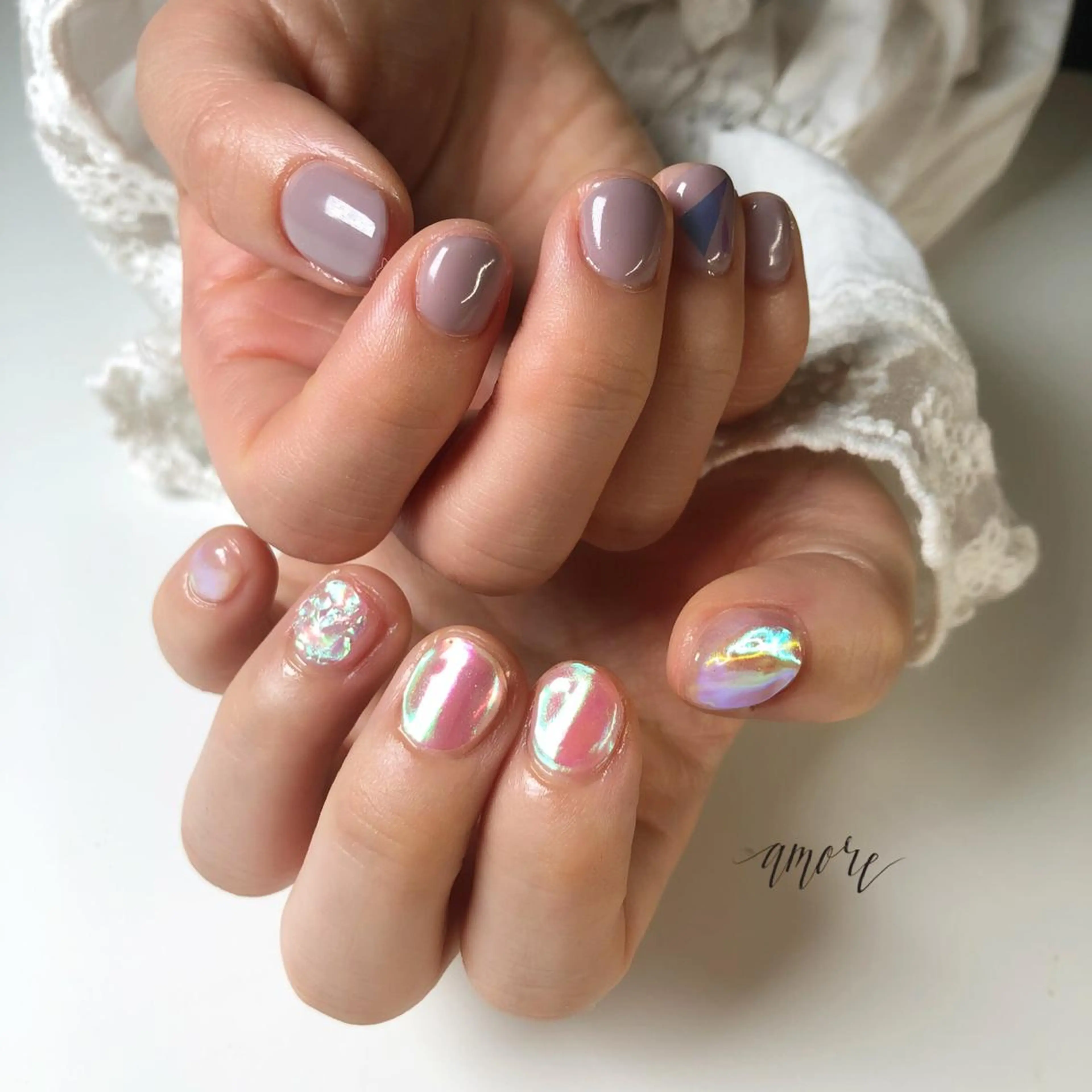 ネイル ジェルネイル 氷ネイル・うるうるネイル ニュアンスネイル 春ネイル You kyehwaのネイルデザイン