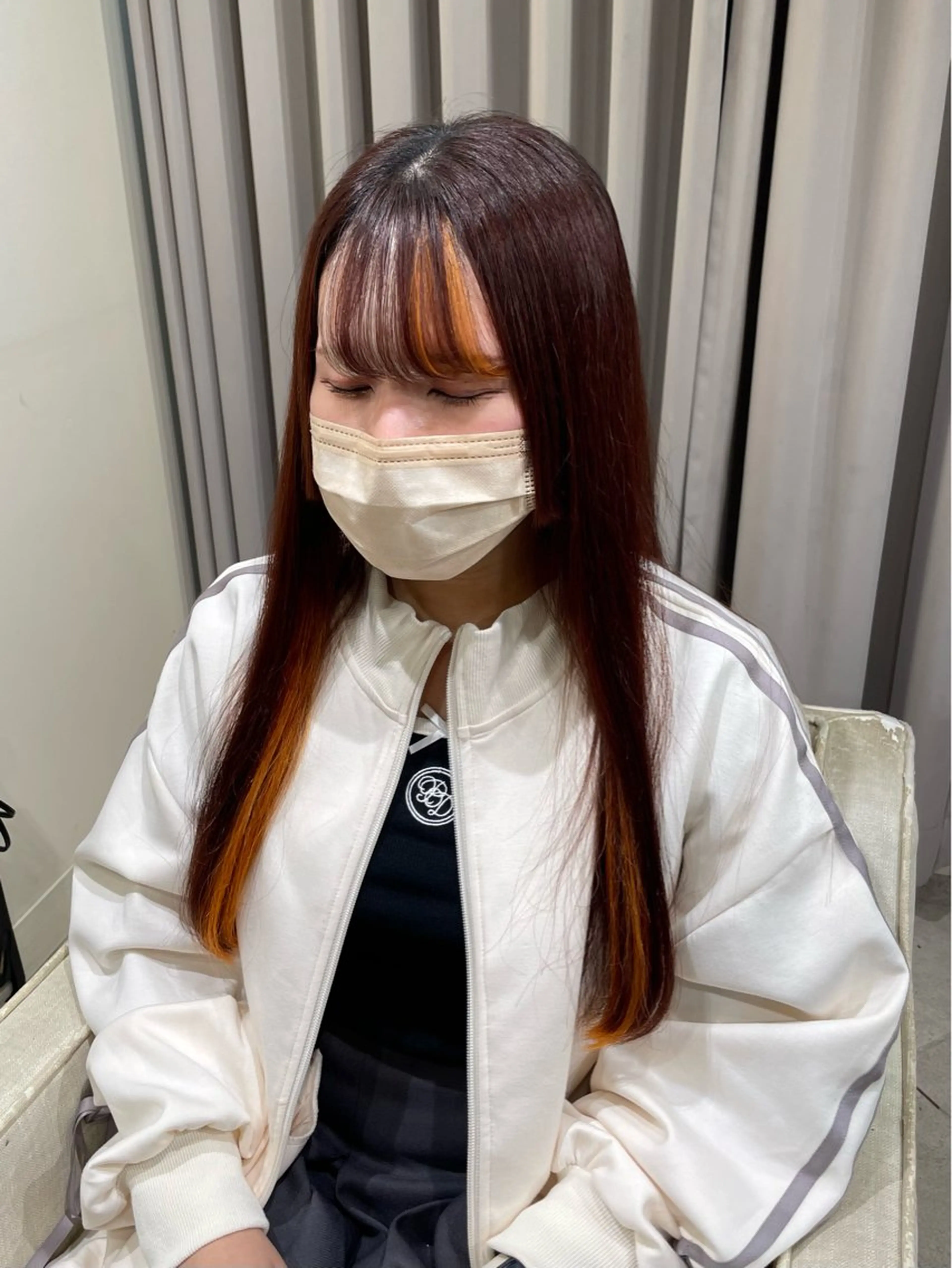 セミロング カラー シールエクステ インナーカラー エクステ エクステ 🦋美髪／エクステ 🦋アベイクミのヘアスタイル