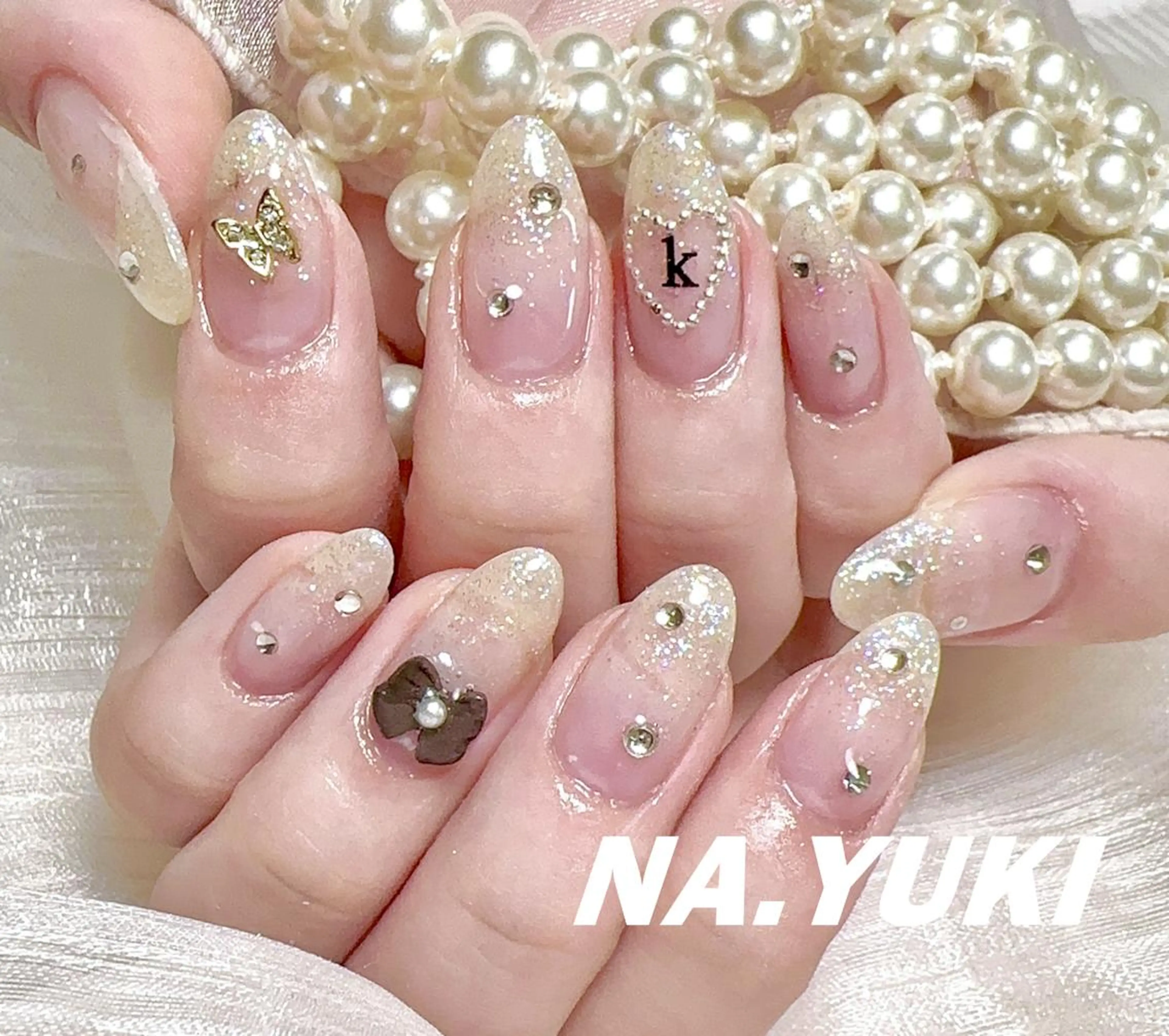 ネイル ハンドネイル ハンドケア 🌷 Mooning 🌷のネイルデザイン