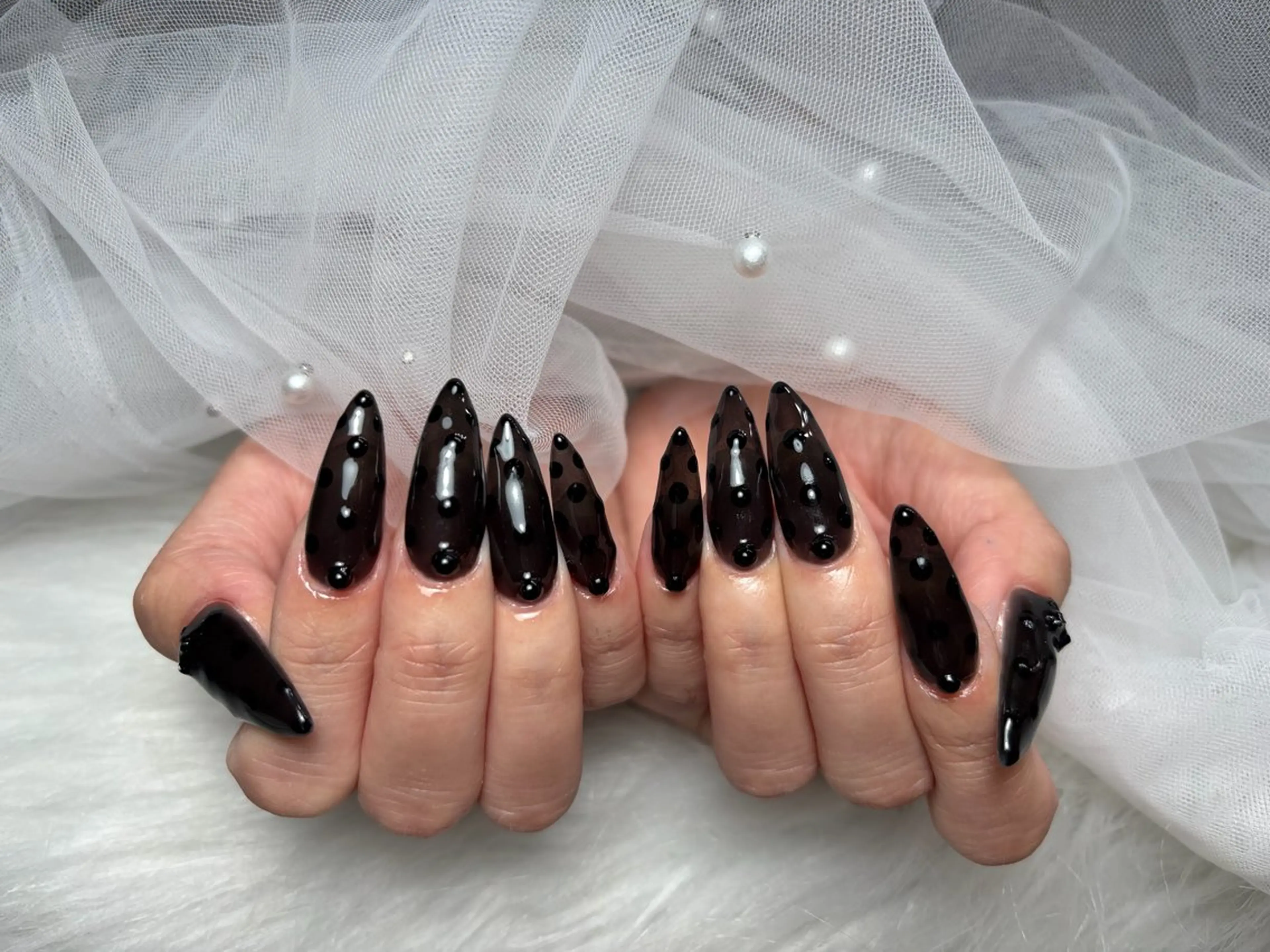 ネイル アートネイル 長さ出し ジェルネイル 韓国ネイル マグネットネイル ハンドネイル Cloudy Chan Nailのネイルデザイン