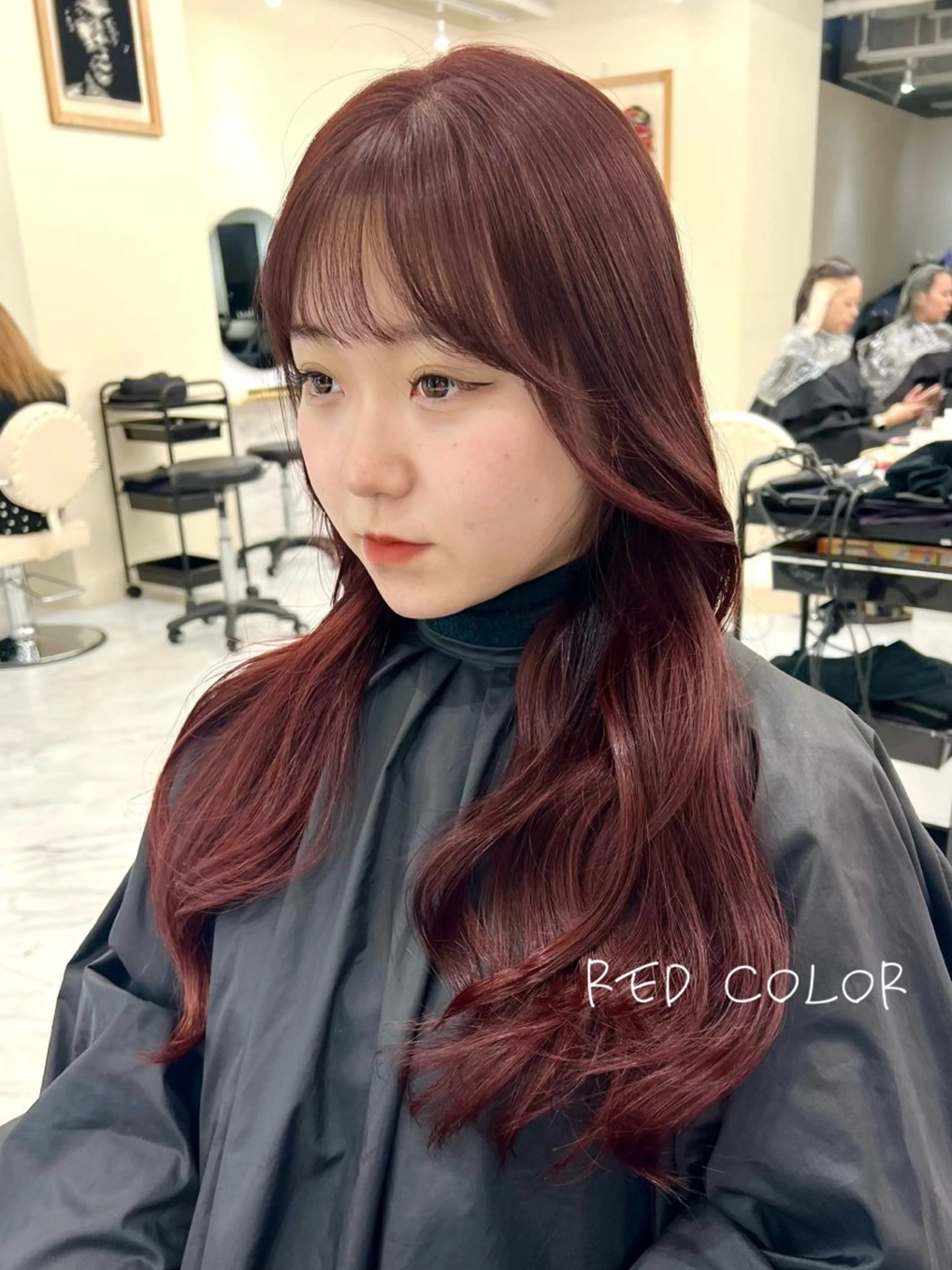 ロング カラー ヘアアレンジ ブリーチ ブリーチなしカラー 髪質改善 ヘアカラー トリートメント ヘアセット レイヤーカット🤍 RINAのヘアスタイル