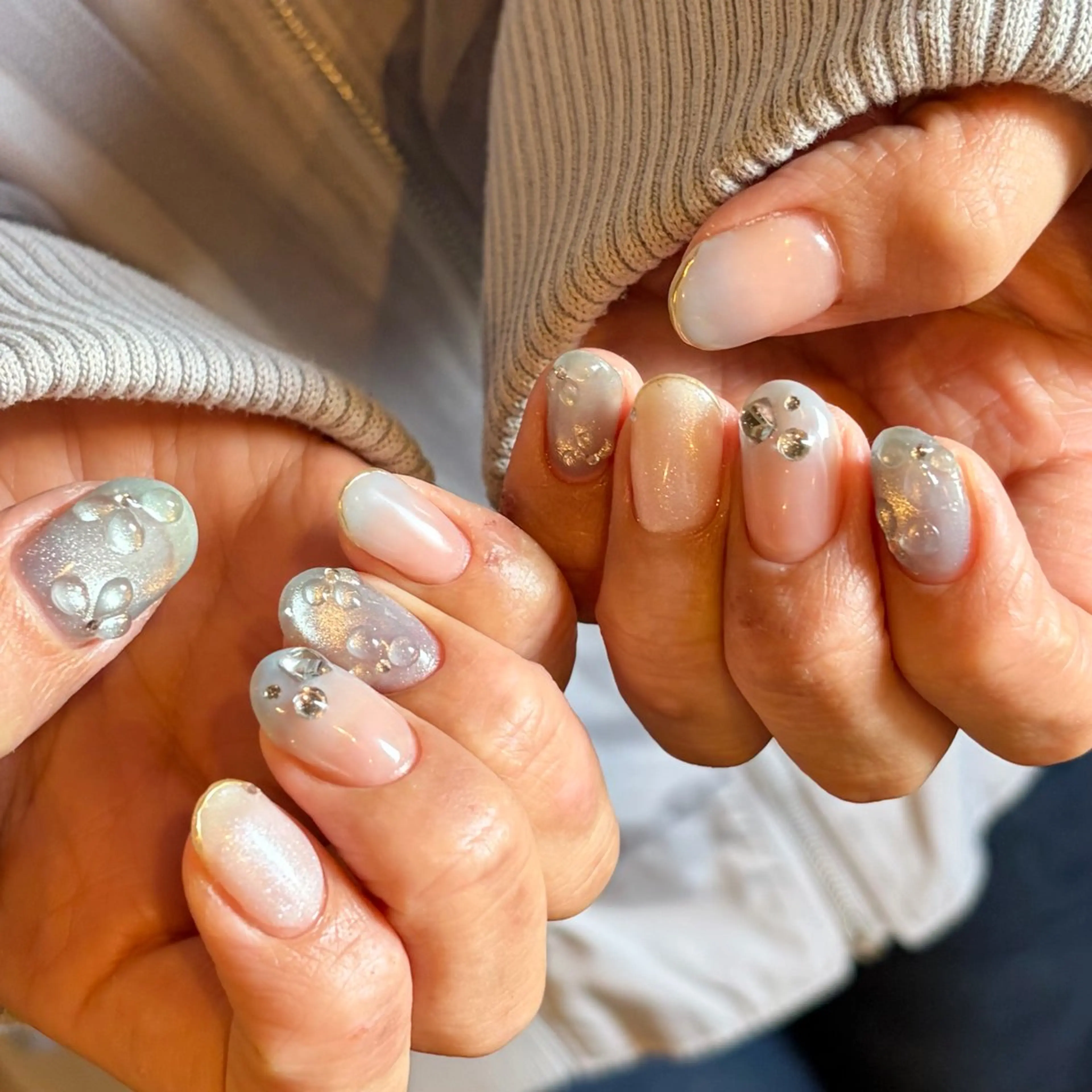 ネイル ブルー フラワーネイル ぷっくりネイル Lumo所属・yuri .のネイルデザイン