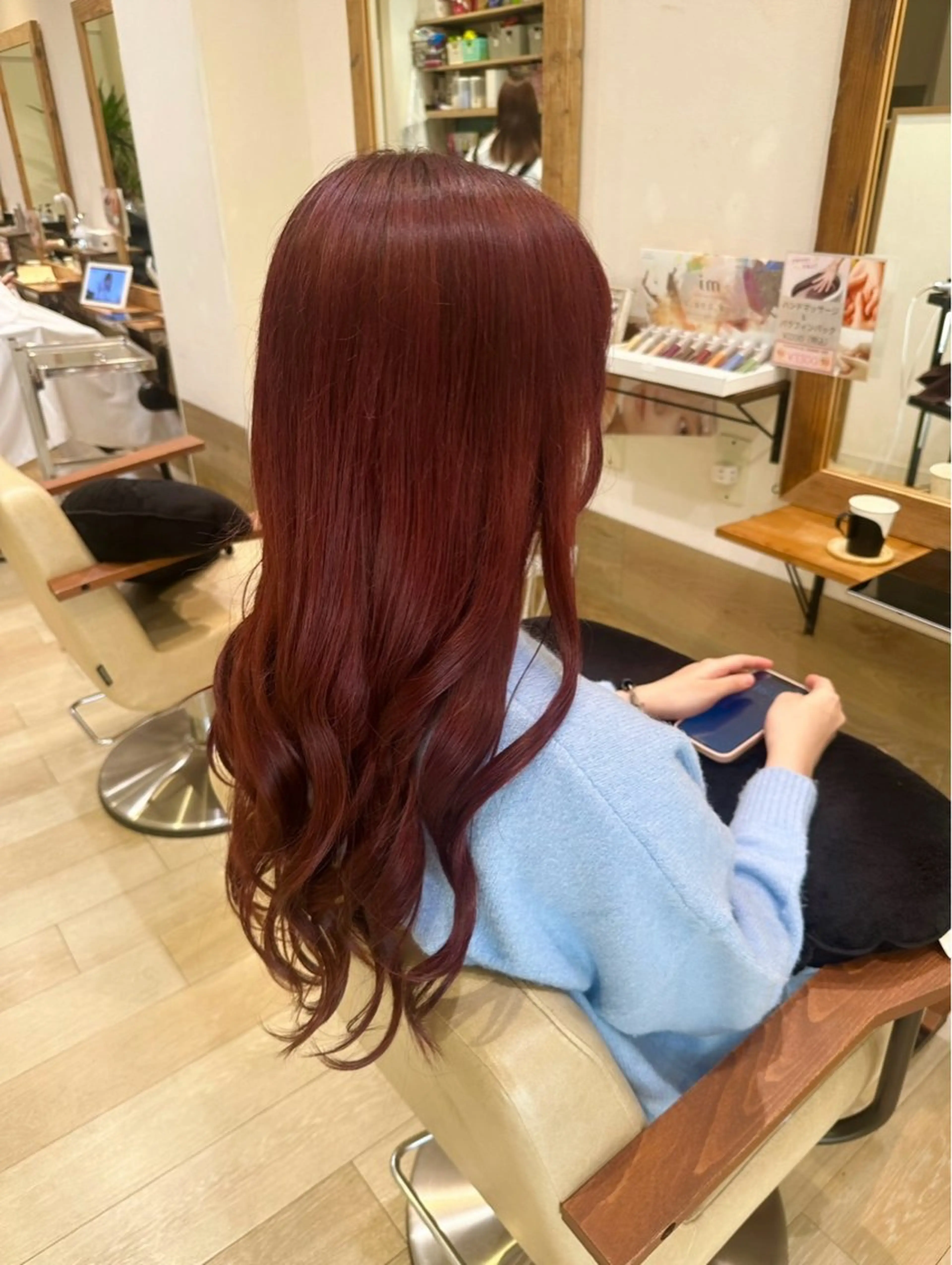 ロング カラー ブリーチ レッドカラー ブリーチなしカラー RURI🩵のヘアスタイル