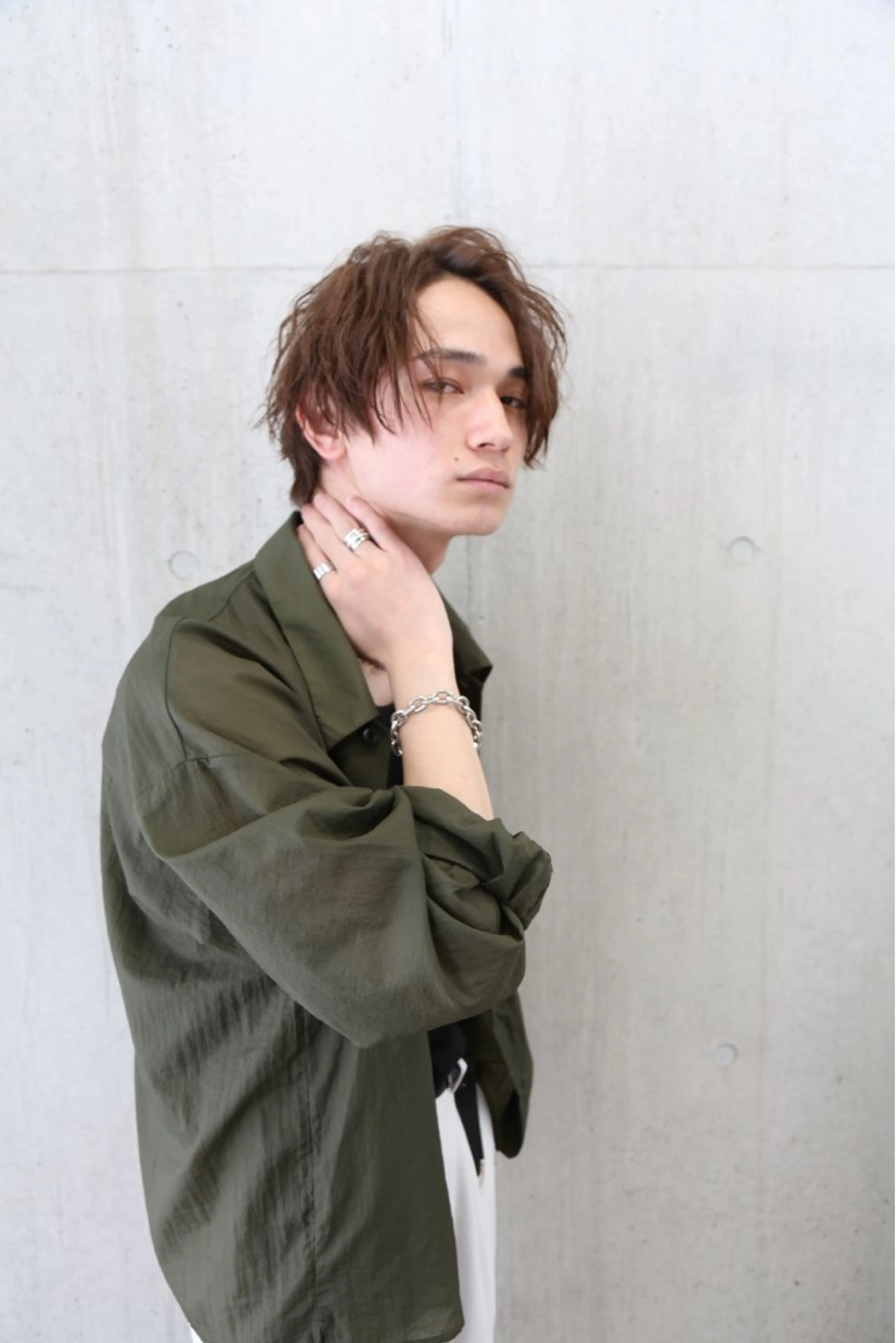 ミディアム メンズ 韓国系/ウルフ/ ブリーチ/常角友野のヘアスタイル