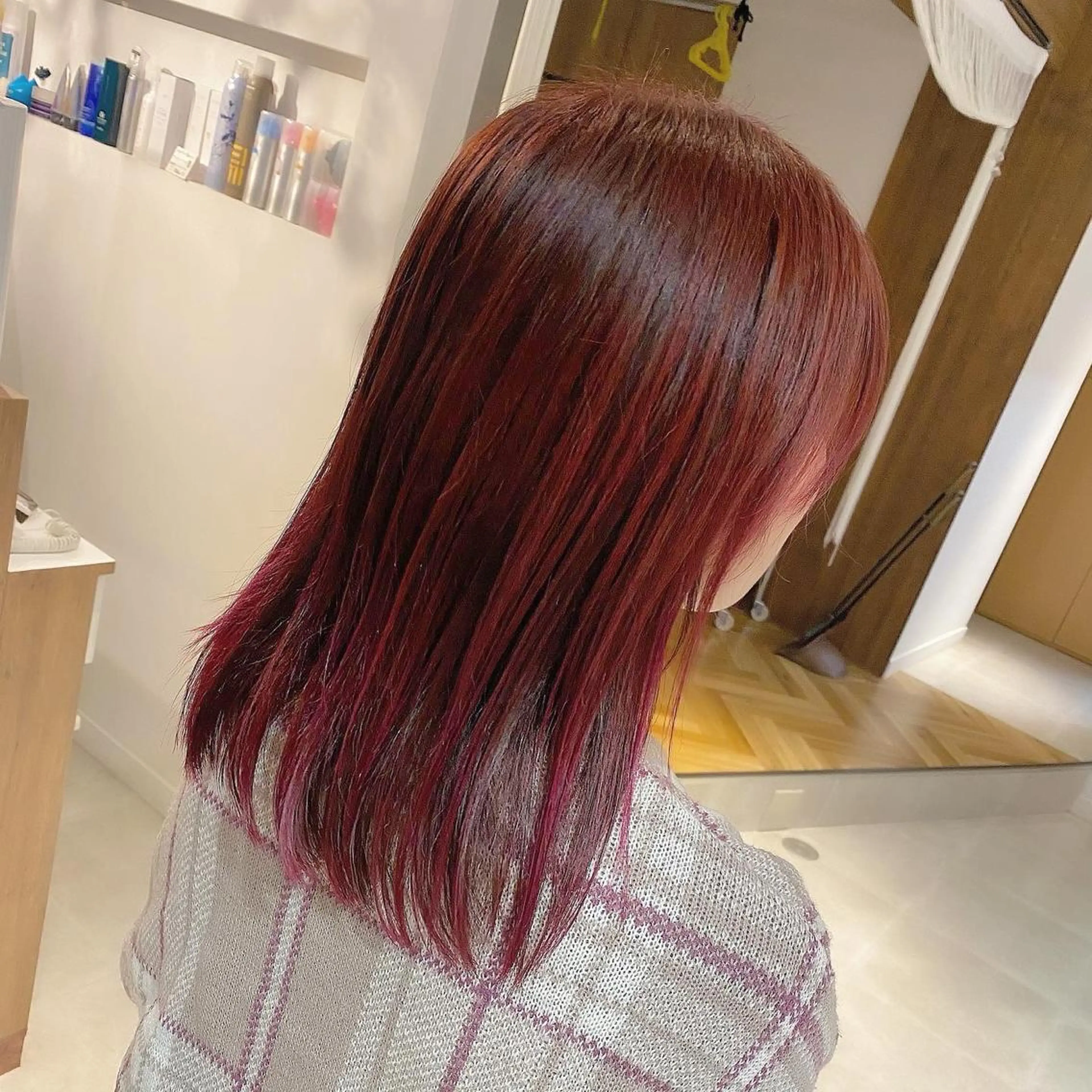 セミロング カラー ピンクカラー 髪質改善 髪質改善特化 安東駿介のヘアスタイル