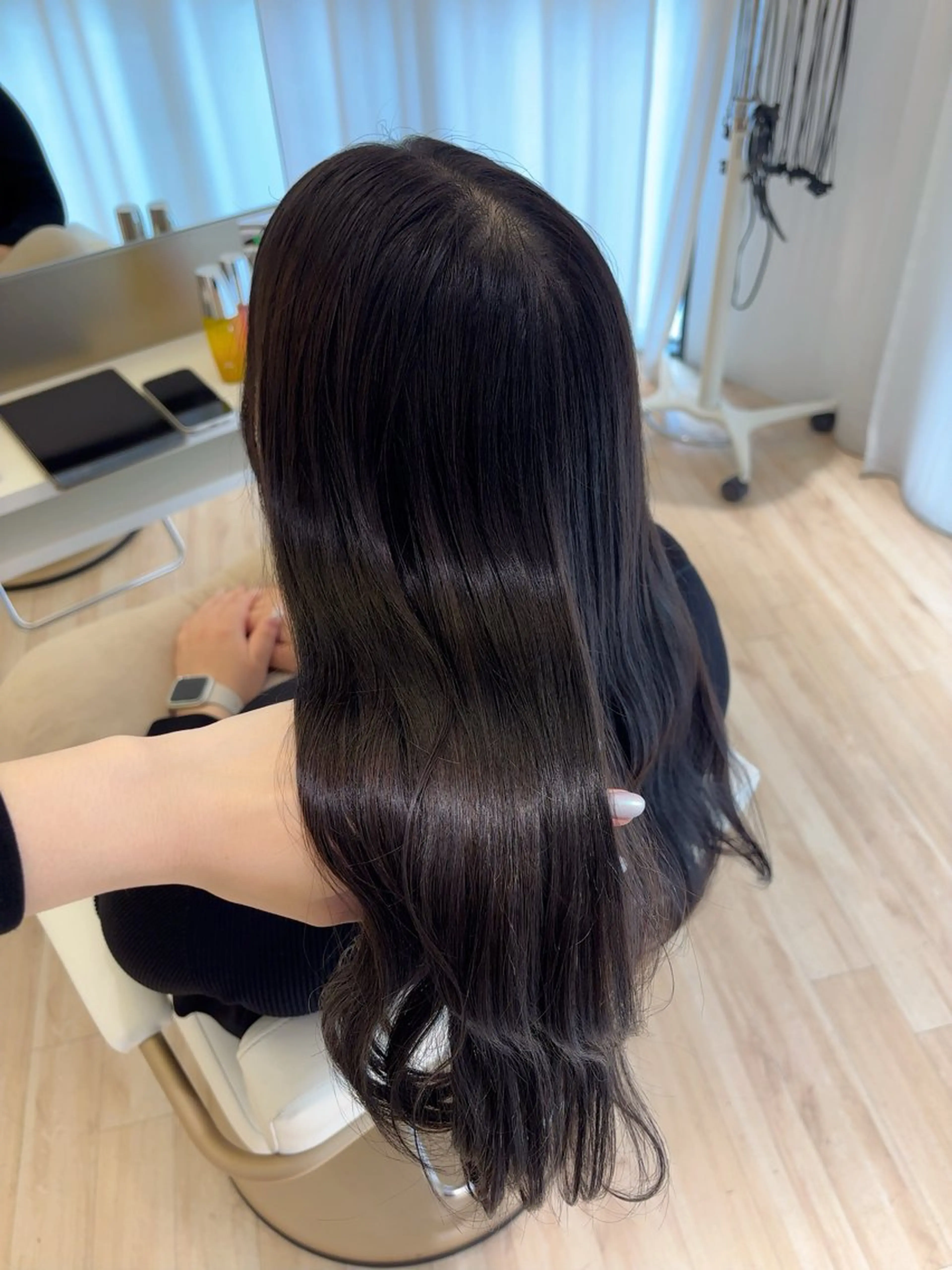 ロング カラー ParveMix 岡本えりかのヘアスタイル