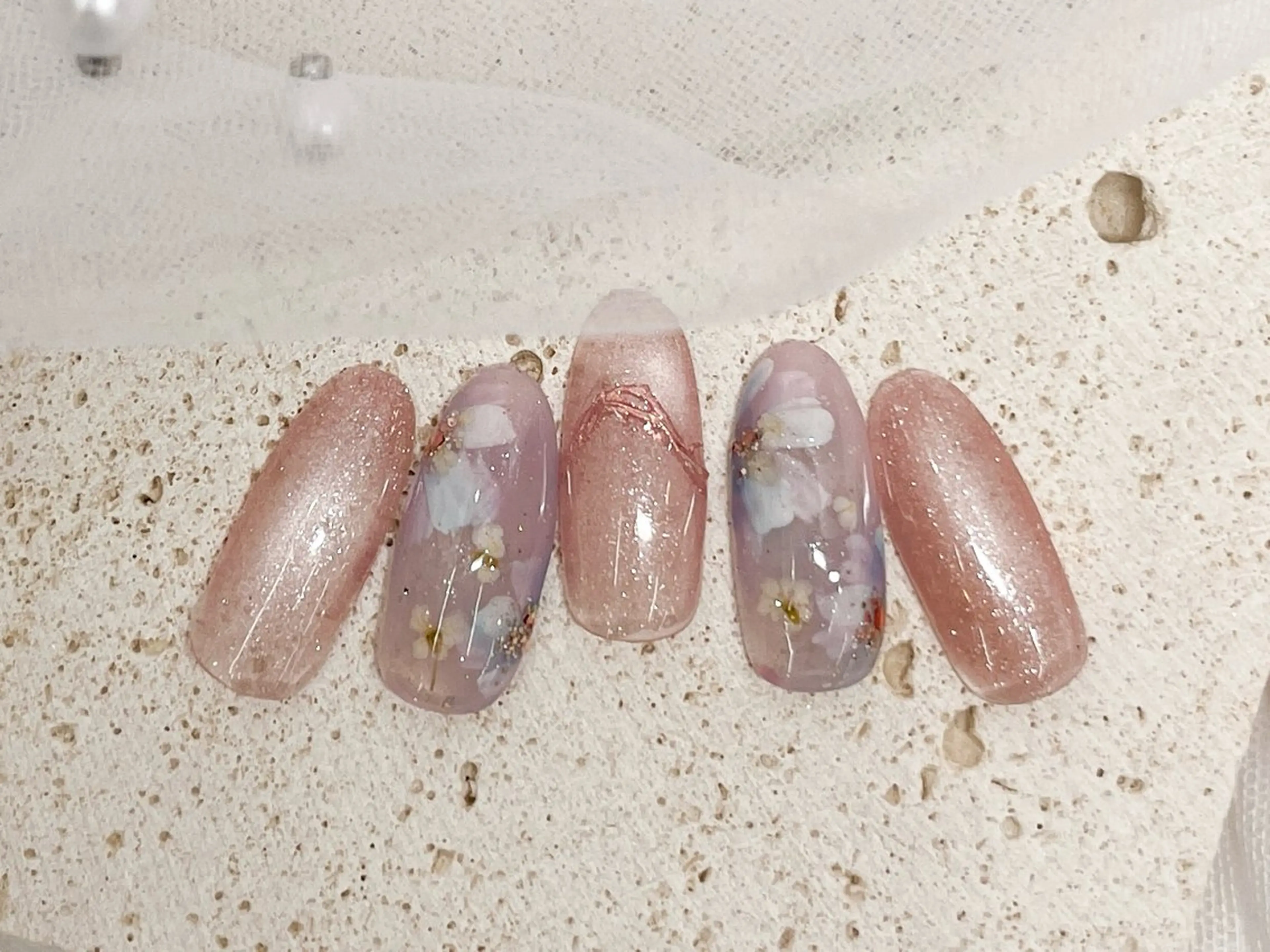 ネイル フラワーネイル 春ネイル ハンドネイル NailSalon CutiePutiのネイルデザイン