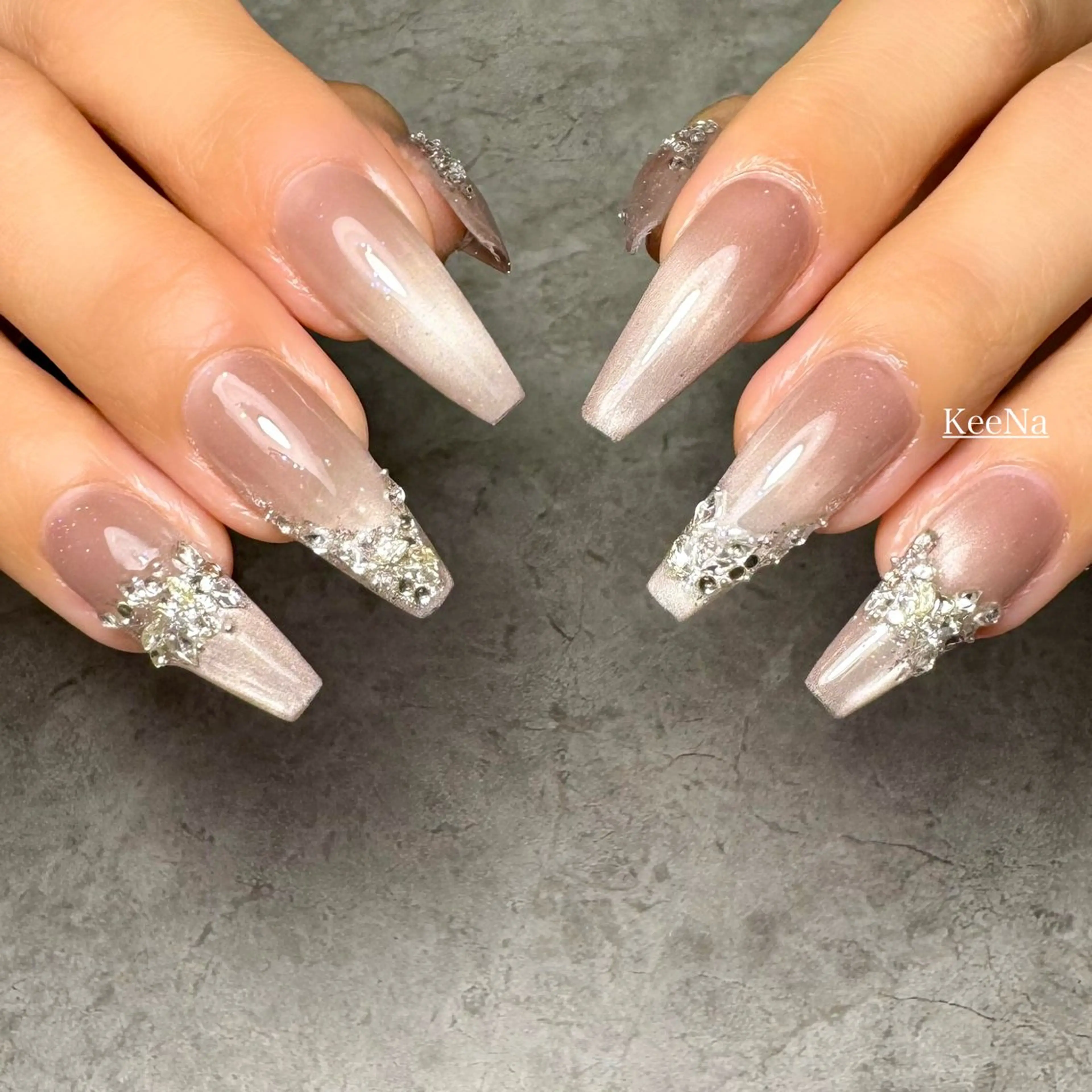 ネイル ロングネイル マグネットネイル KeeNa キーナのネイルデザイン