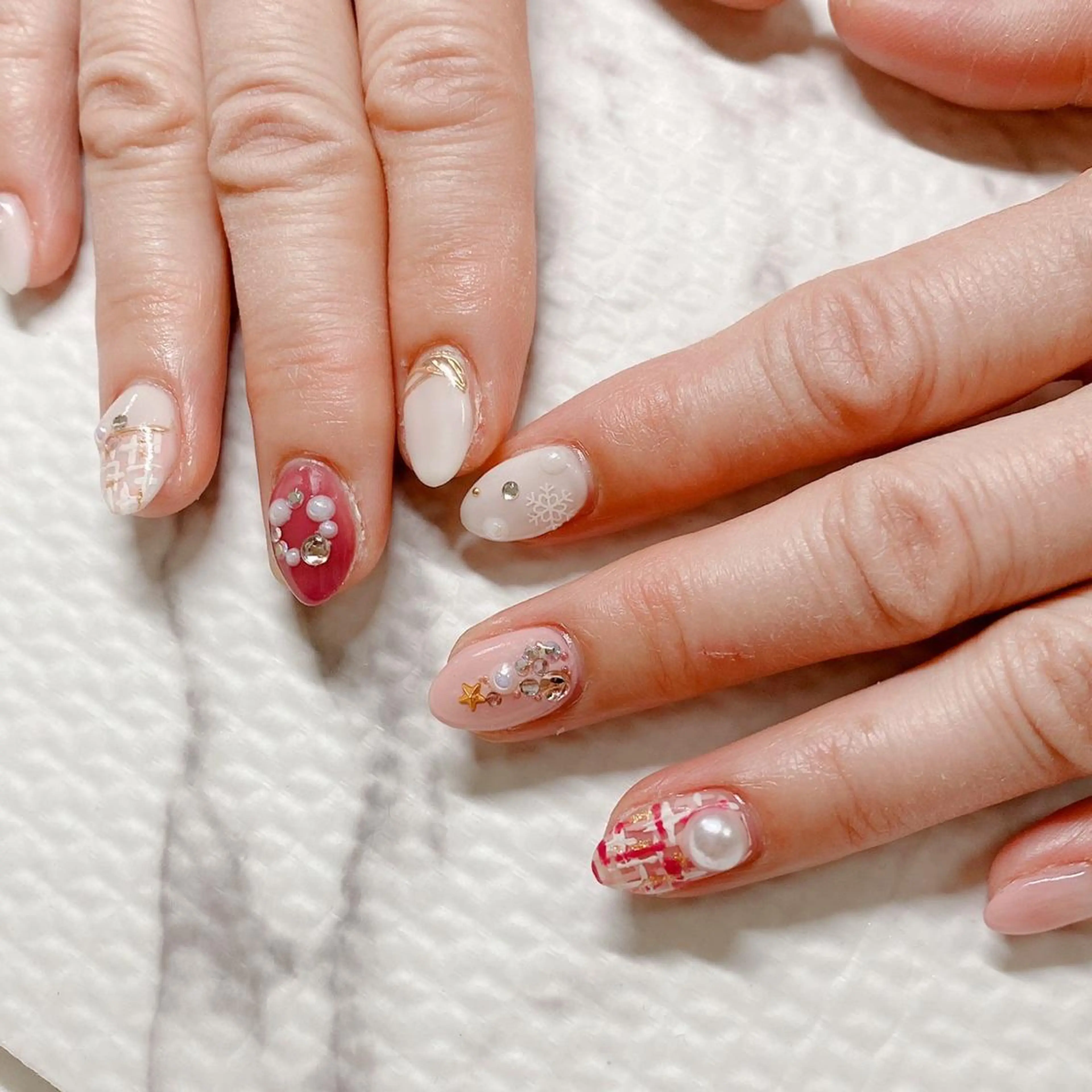 ネイル 冬ネイル クリスマス Lily Roseスタッフ一同のマツエク・マツパデザイン