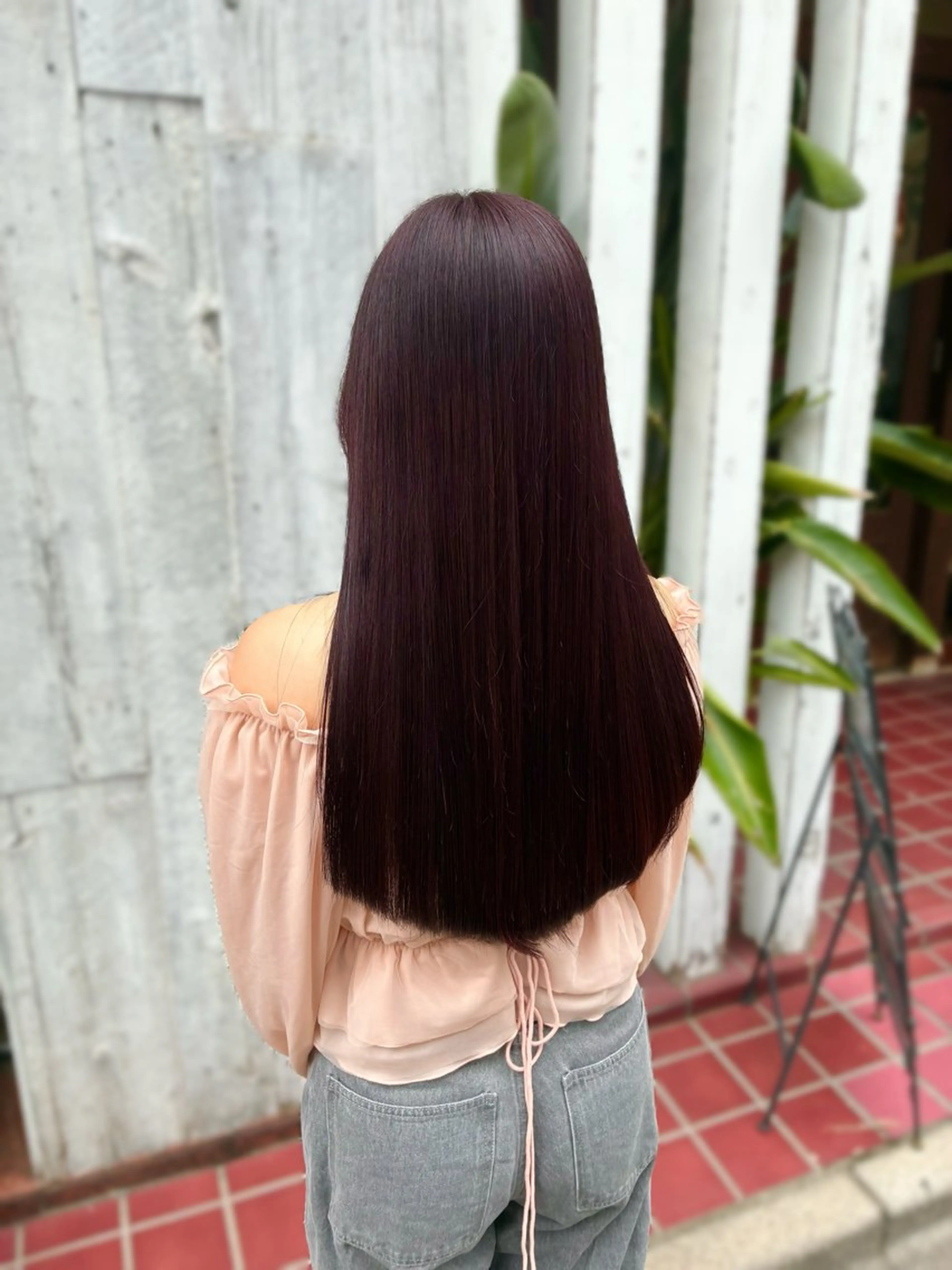 ロング カラー ボルドーカラー カット トリートメント 梅原 姫🍬🐰のヘアスタイル