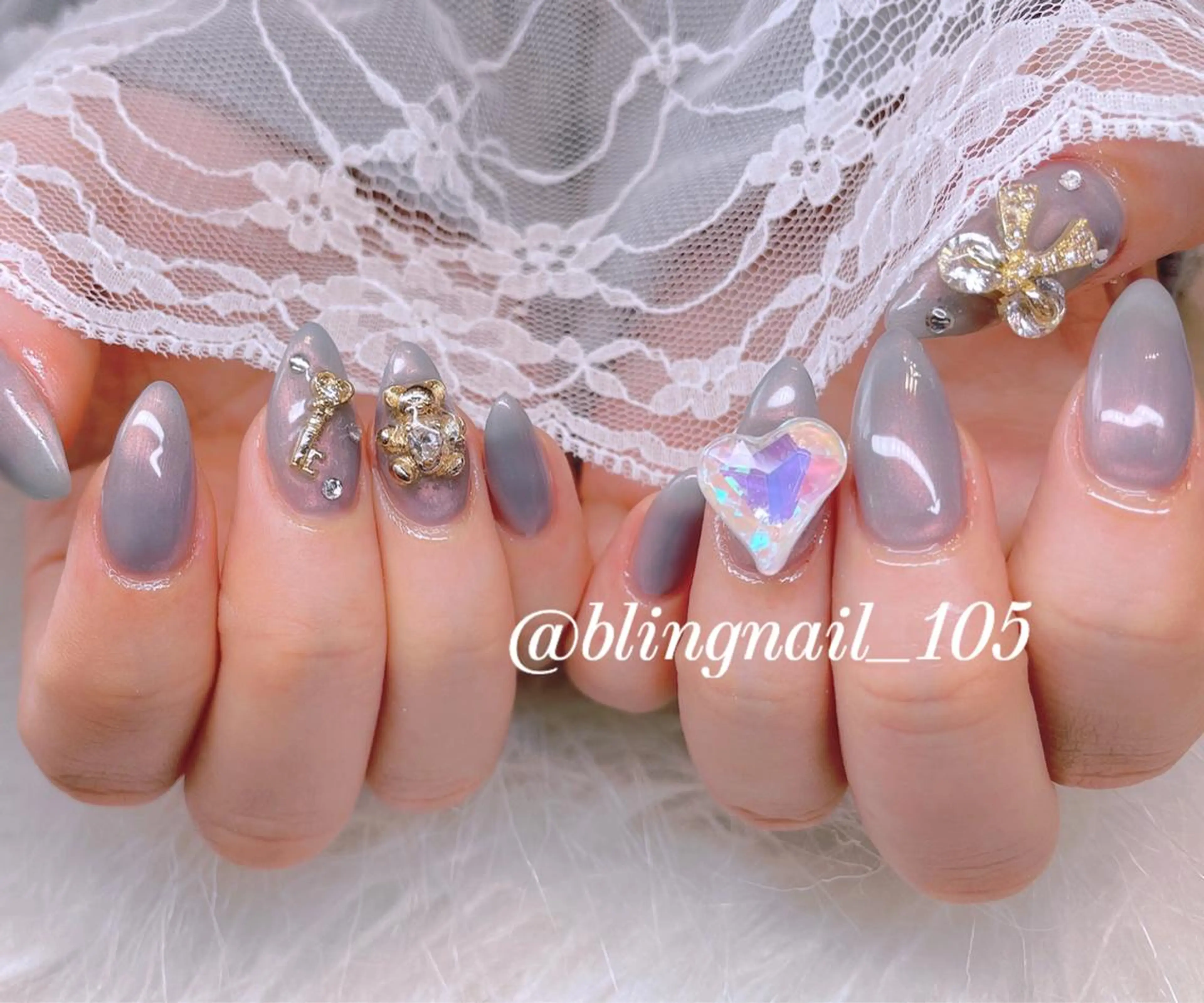 ネイル 23時まで❤︎韓国、 ワンホンネイルのネイルデザイン