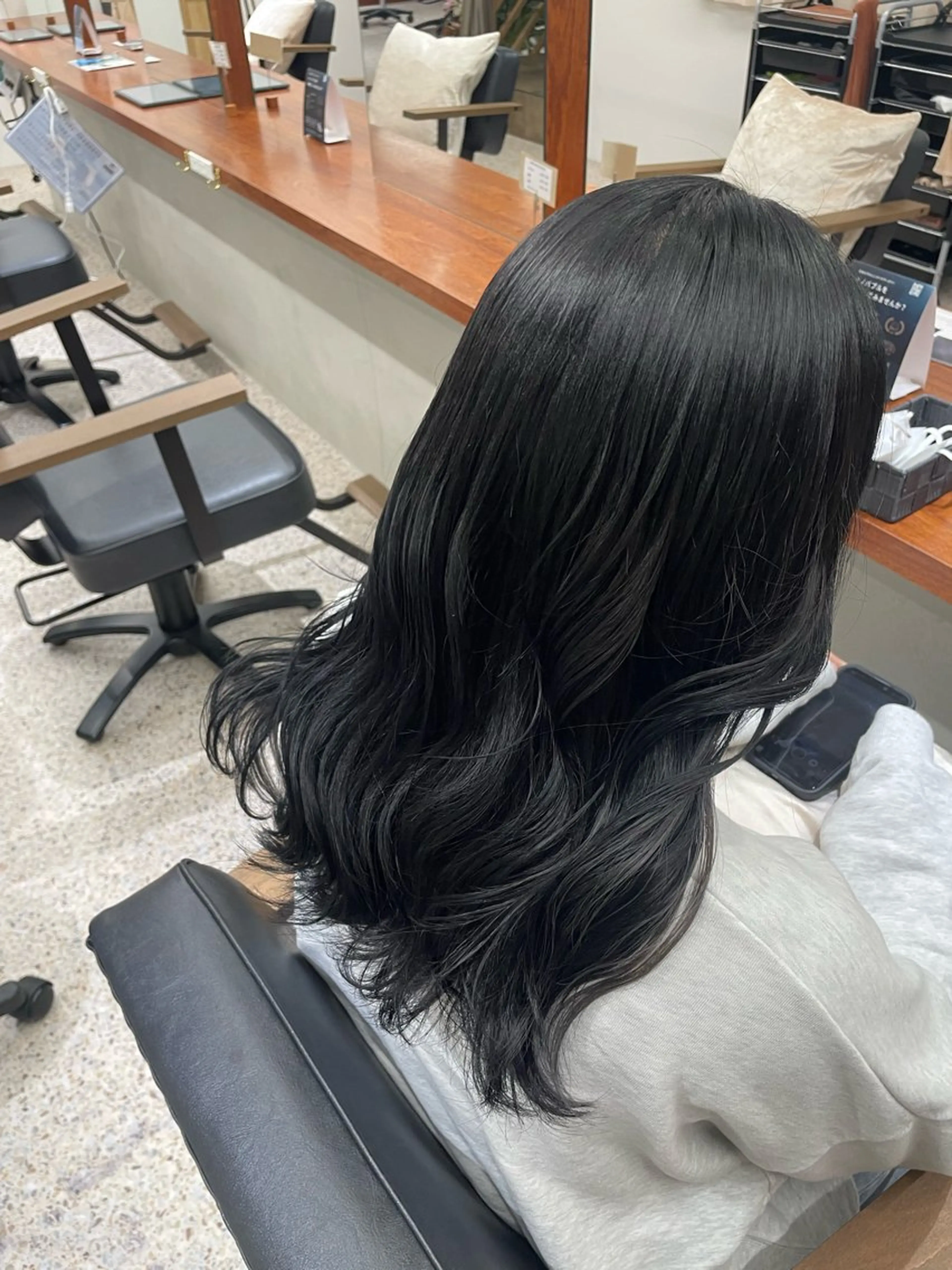 セミロング カラー nayu / Fierのヘアスタイル