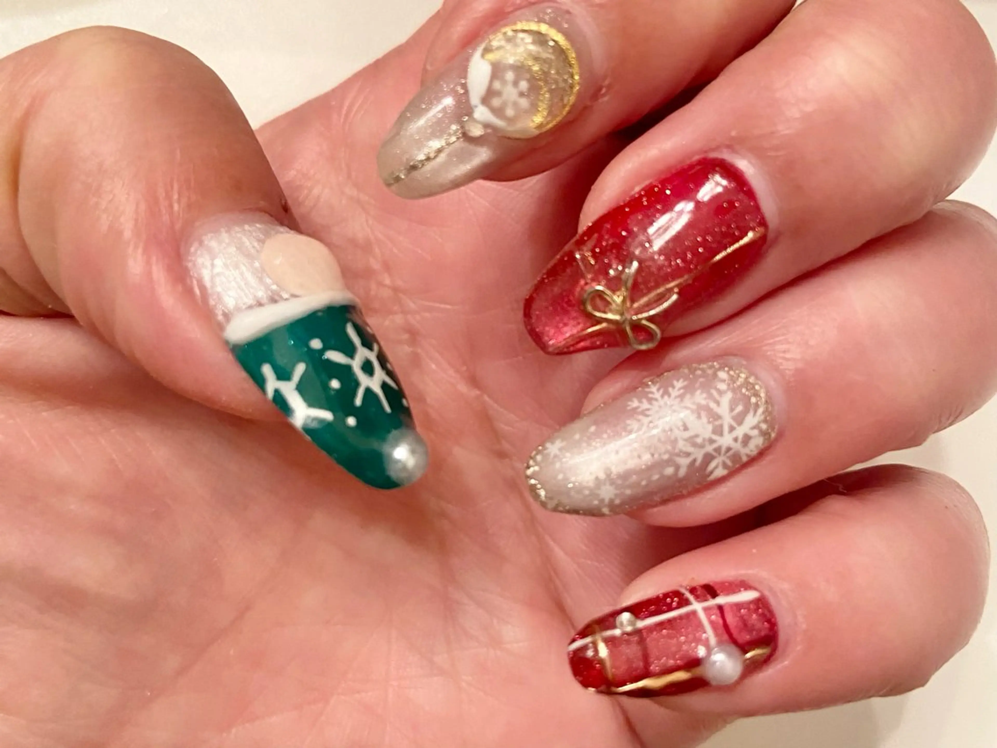 ネイル 持ち込み 冬ネイル クリスマス lulucharis nailのネイルデザイン