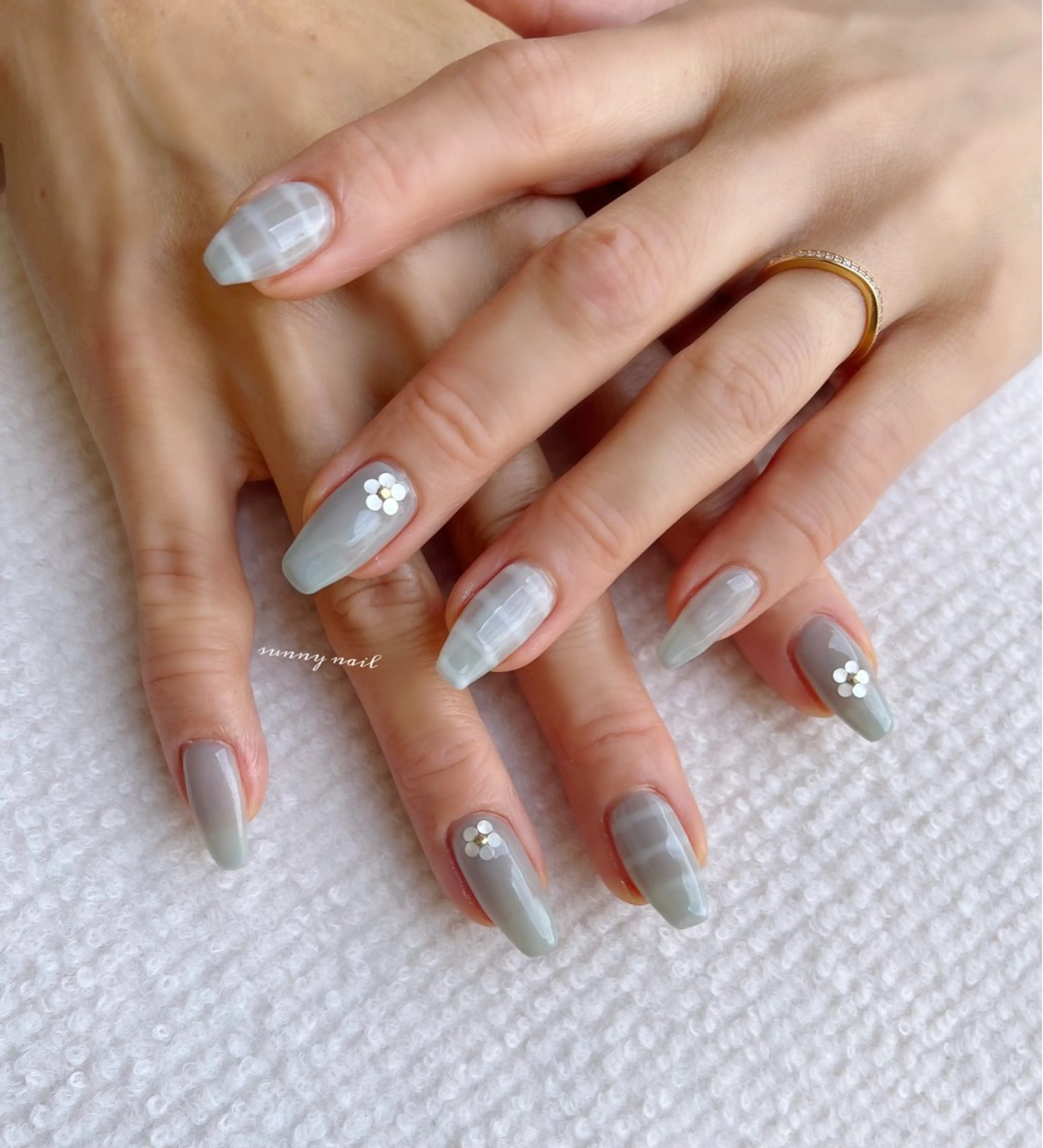 ネイル フラワーネイル ジェルネイル パラジェル sunny nailのネイルデザイン