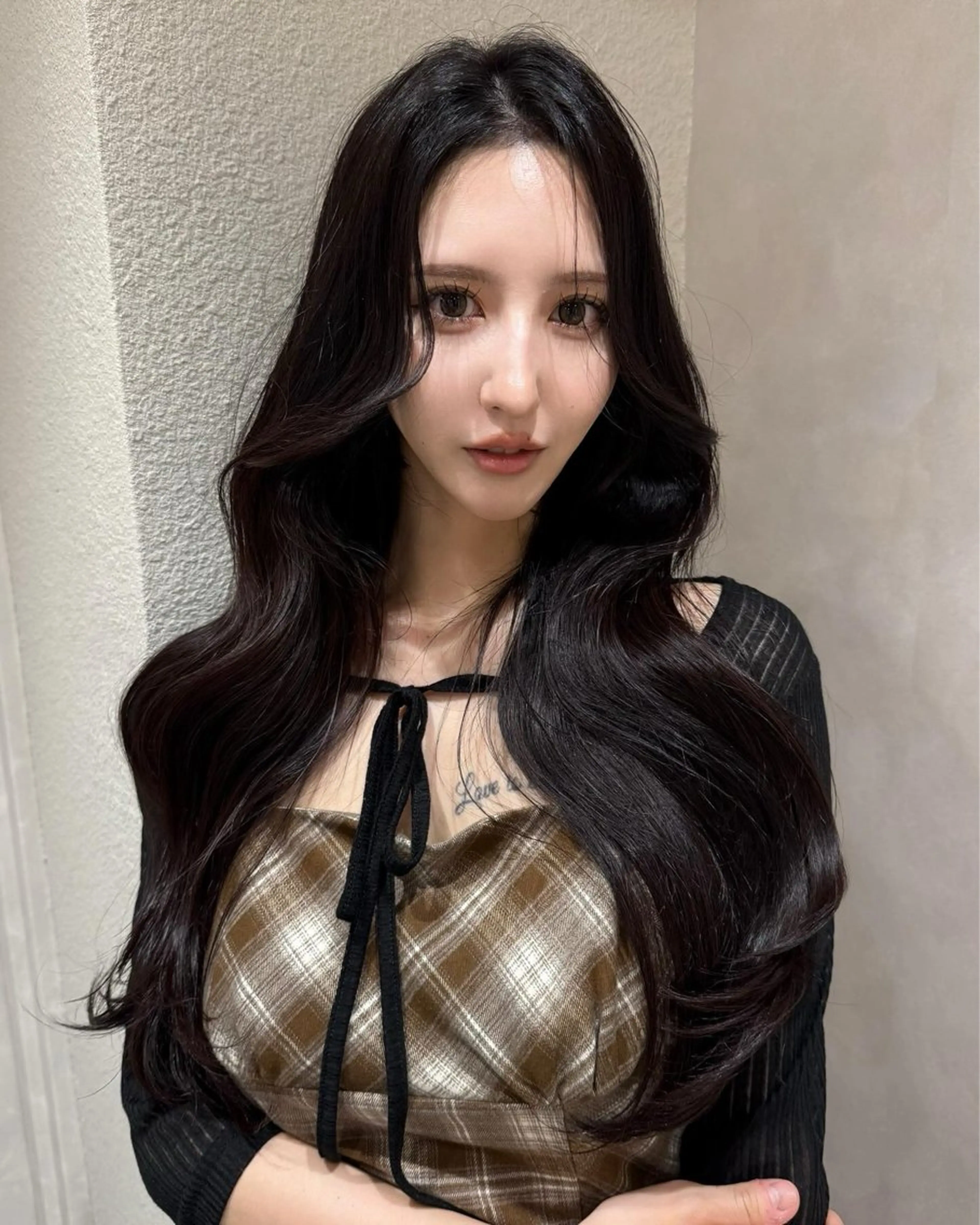 ロング くびれヘア 韓国風ヘア レイヤーカット おくれ毛 小顔カット カット ヘアカラー トリートメント 韓国ヘア/レイヤー/ 前髪/髪質改善/石川のヘアスタイル