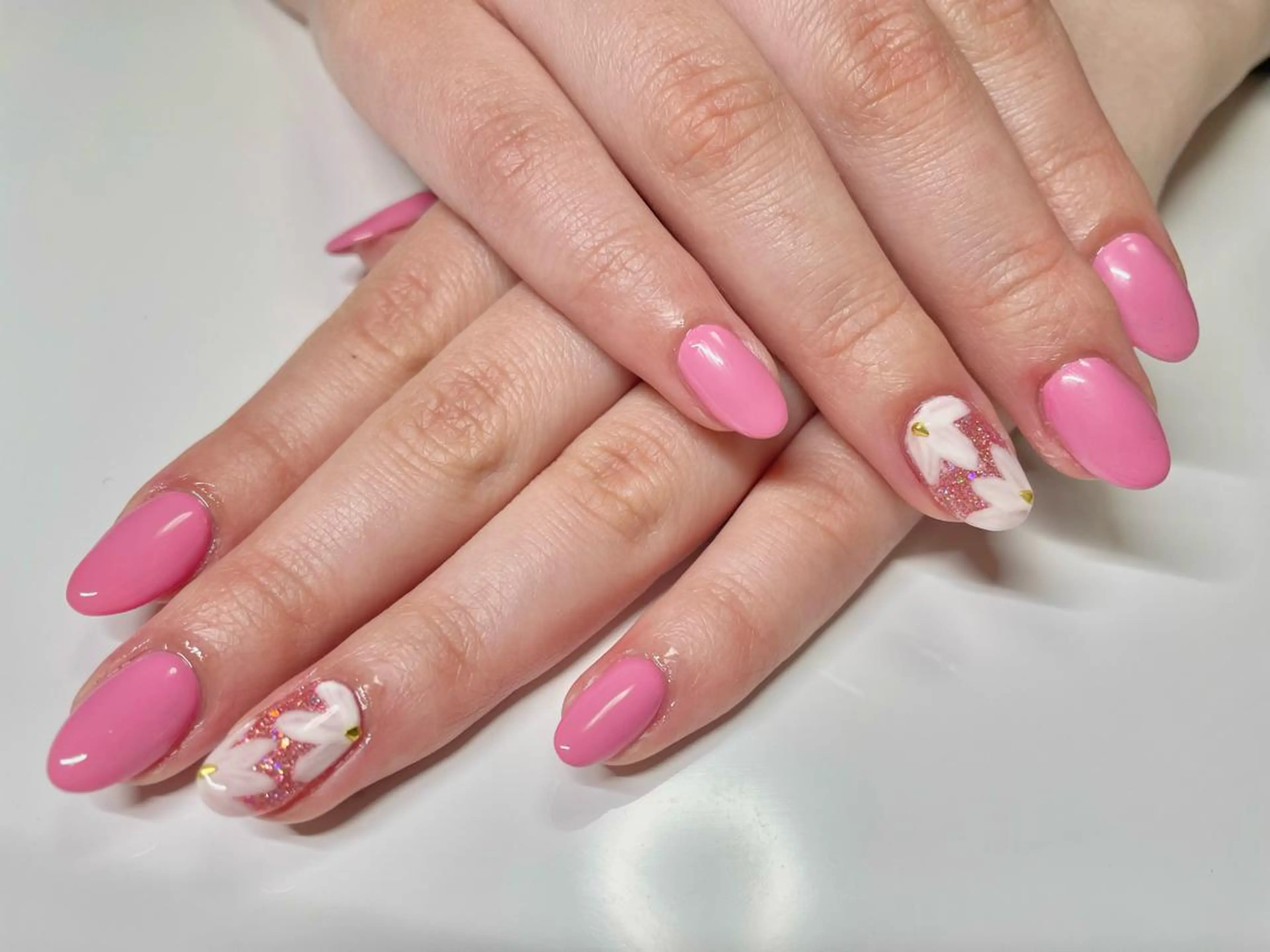 ワンカラー+2本アートの写真