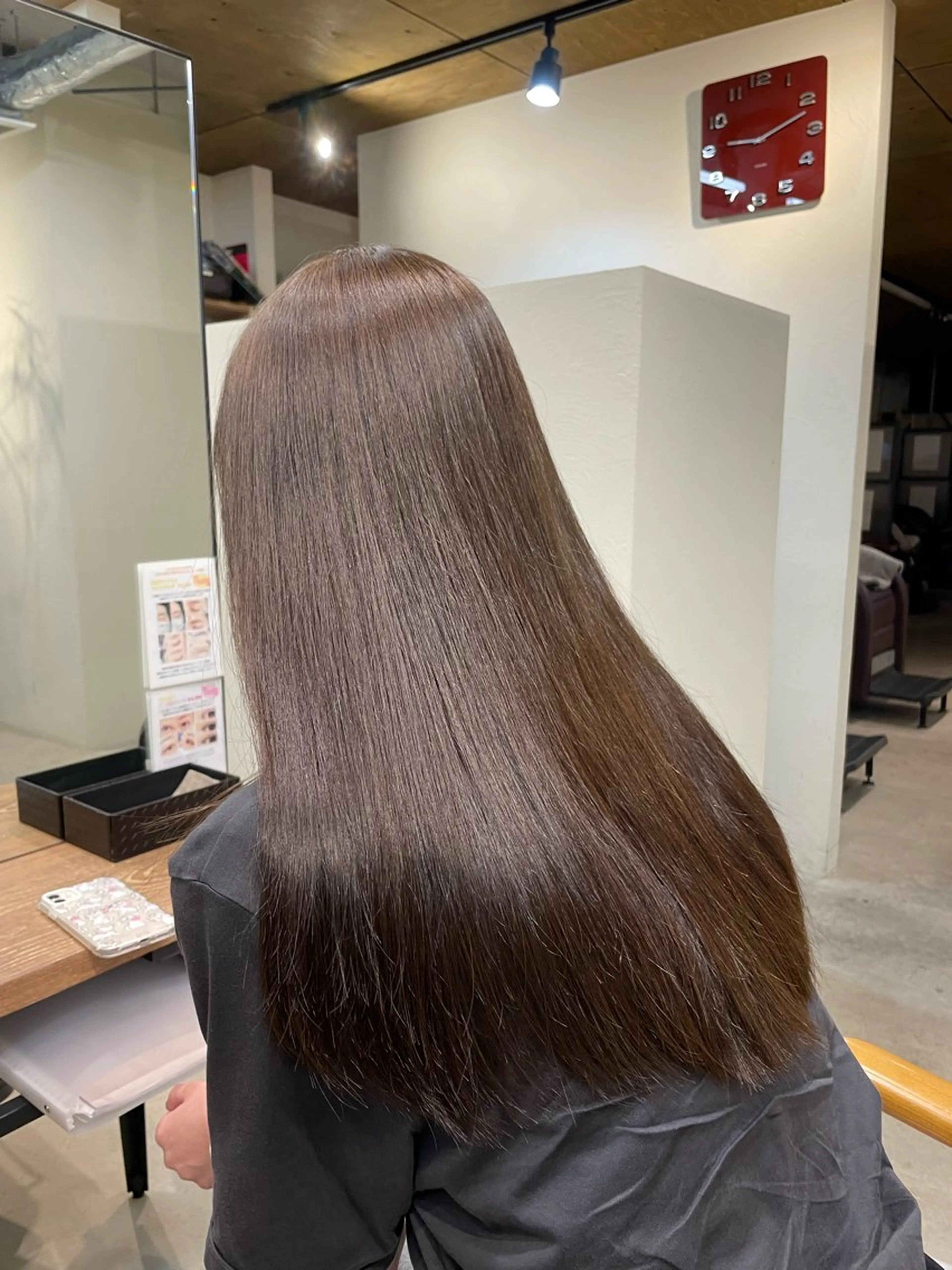 ロング カット ヘアカラー I-FLAT 暮石悠菜のヘアスタイル