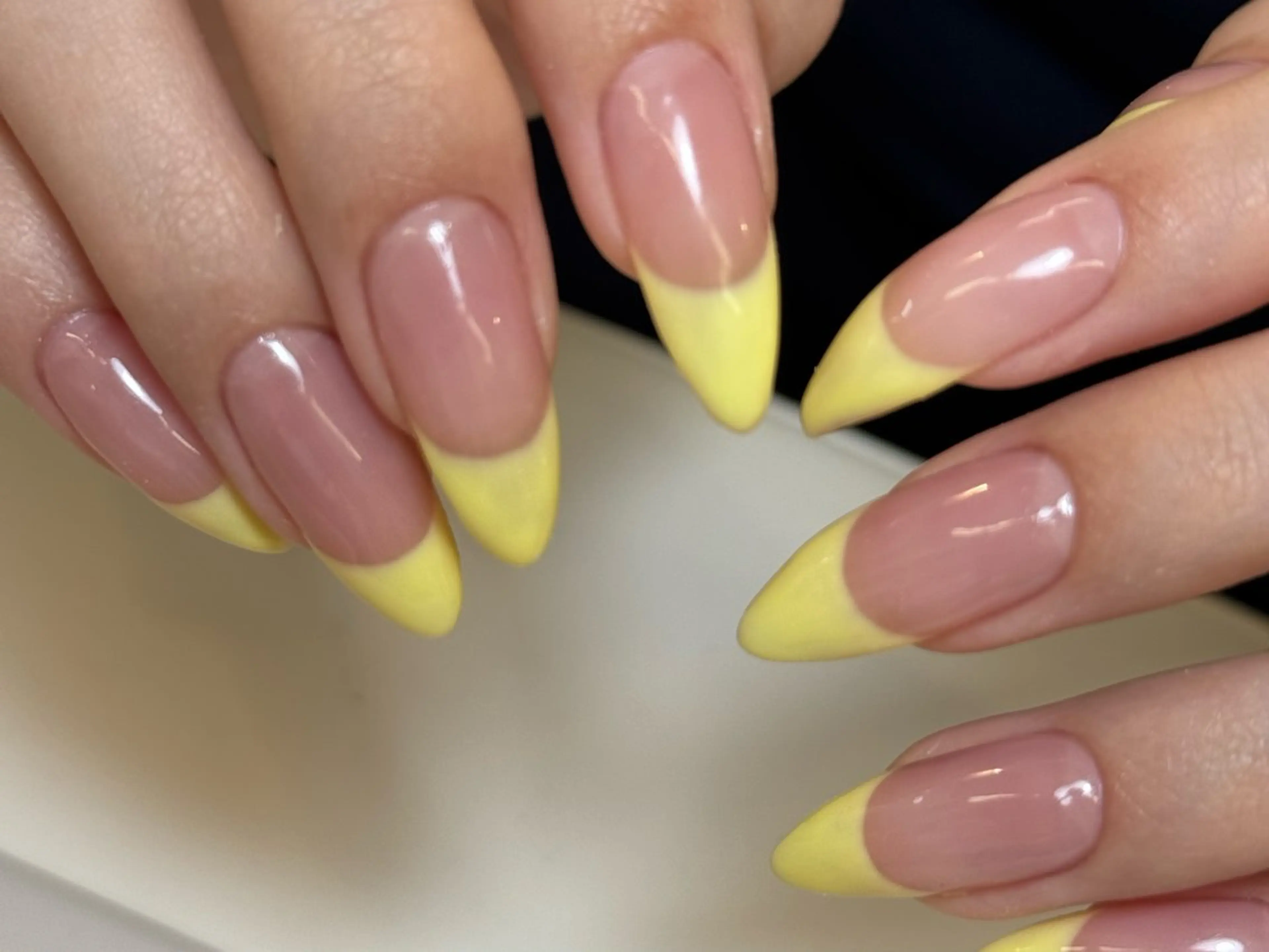 ネイル チークネイル フレンチネイル 韓国ネイル マグネットネイル 持ち込み ハンドネイル Hi nail🎀 池袋kozueのネイルデザイン