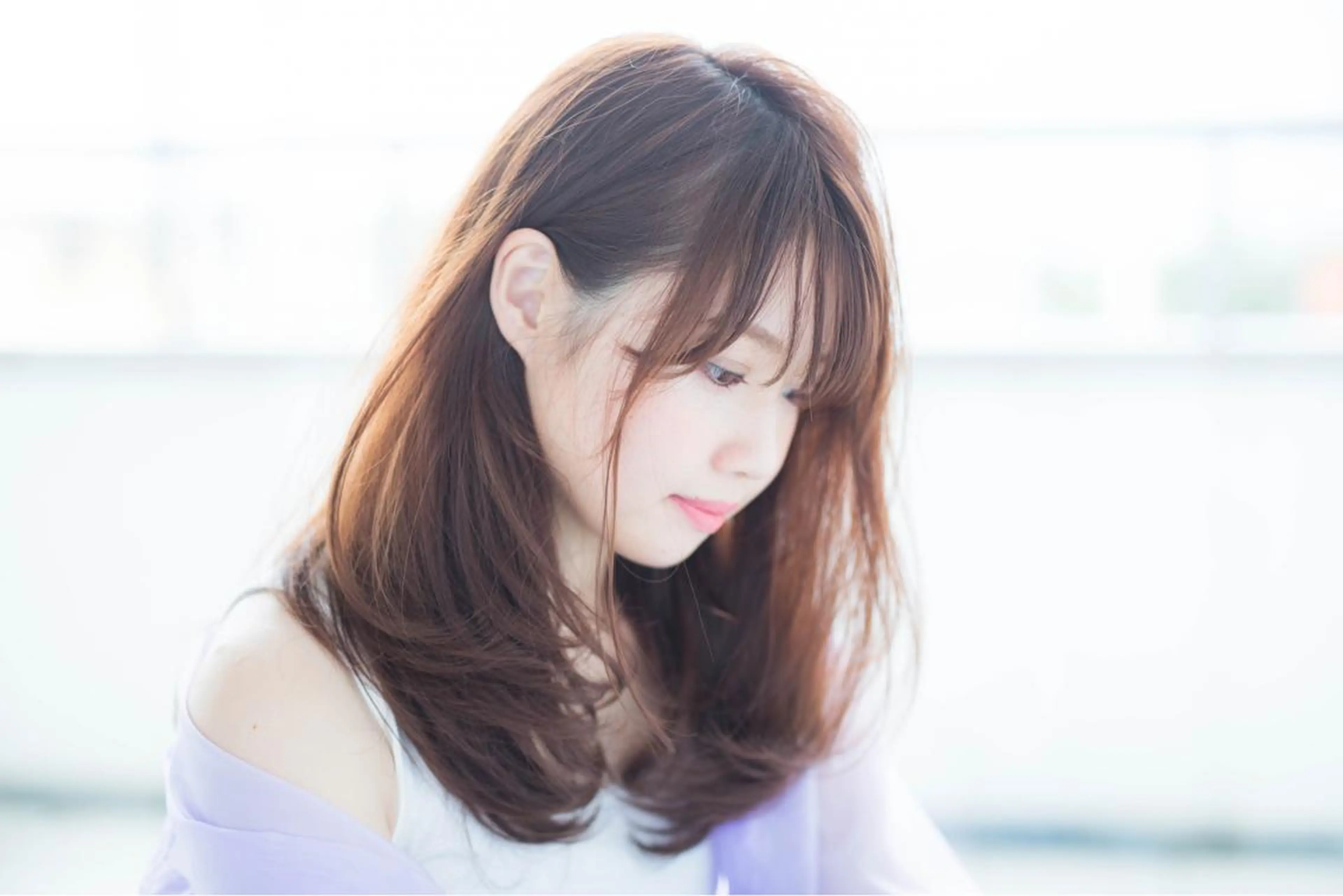 セミロング カラー 透明感カラー レイヤーカット カット トリートメント 小野 和摩のヘアスタイル