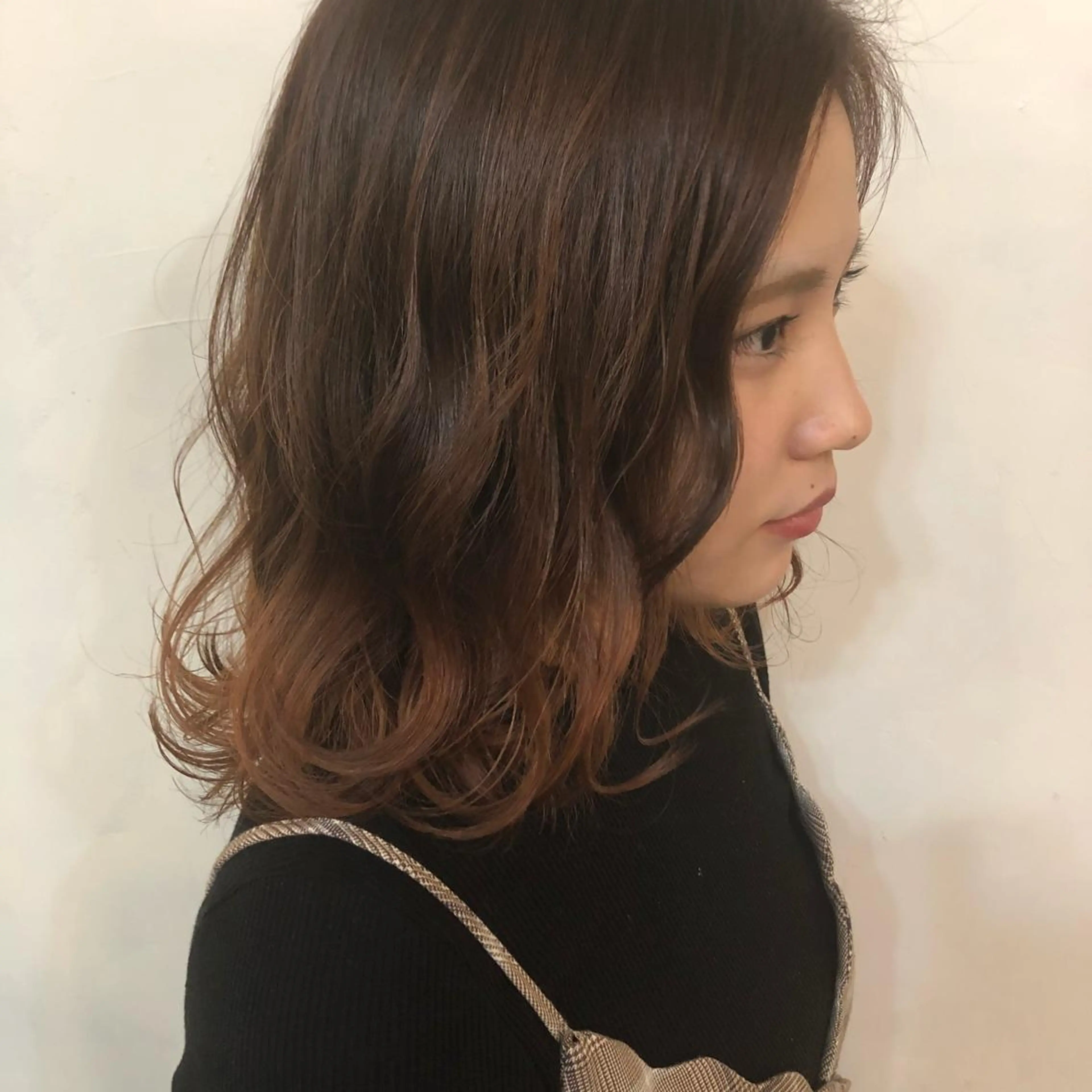 ミディアム カラー ヘアアレンジ ROSTAR所属・川上 智汐のヘアスタイル