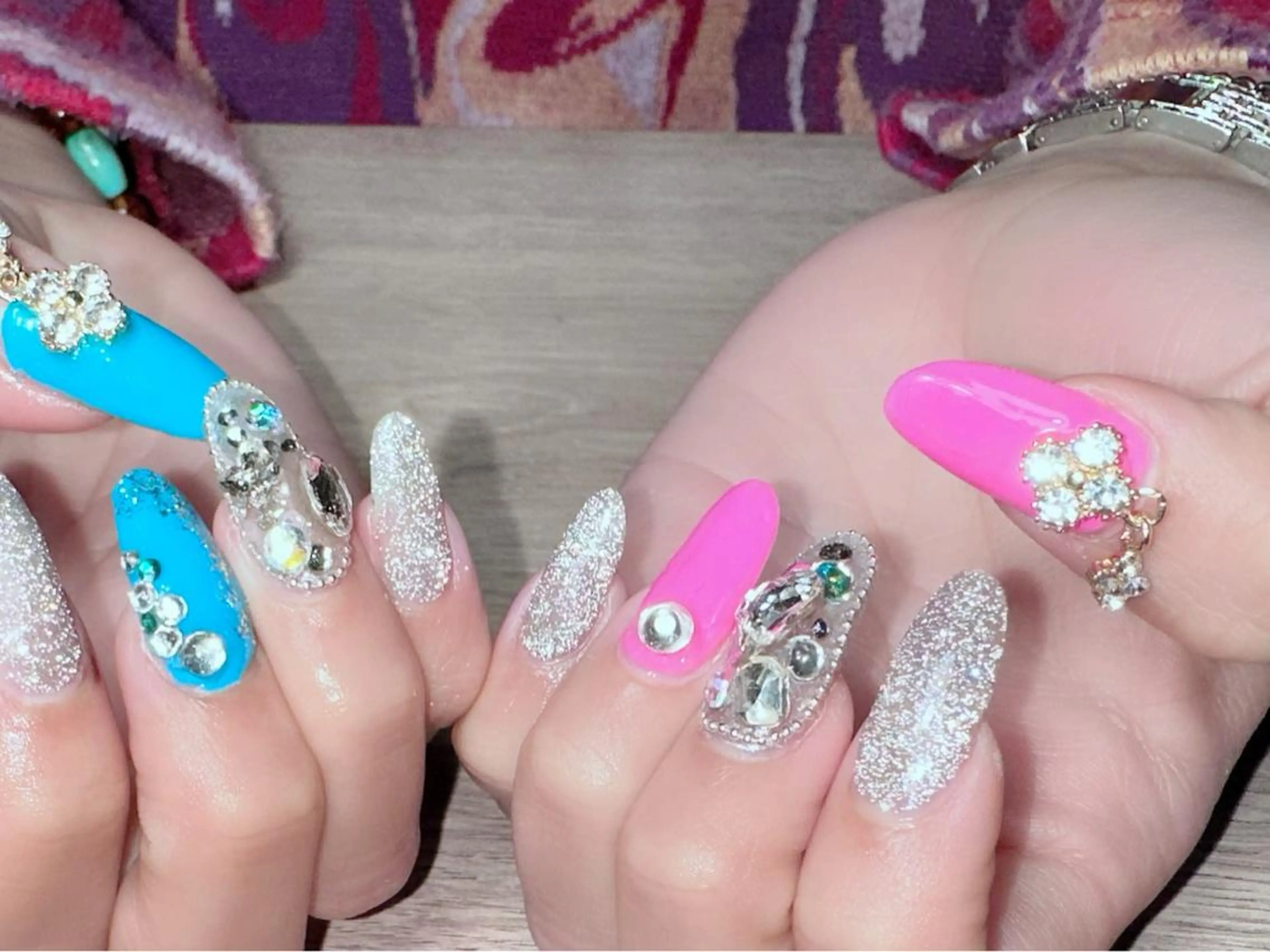 ネイル フラッシュネイル 新山 聖のネイルデザイン