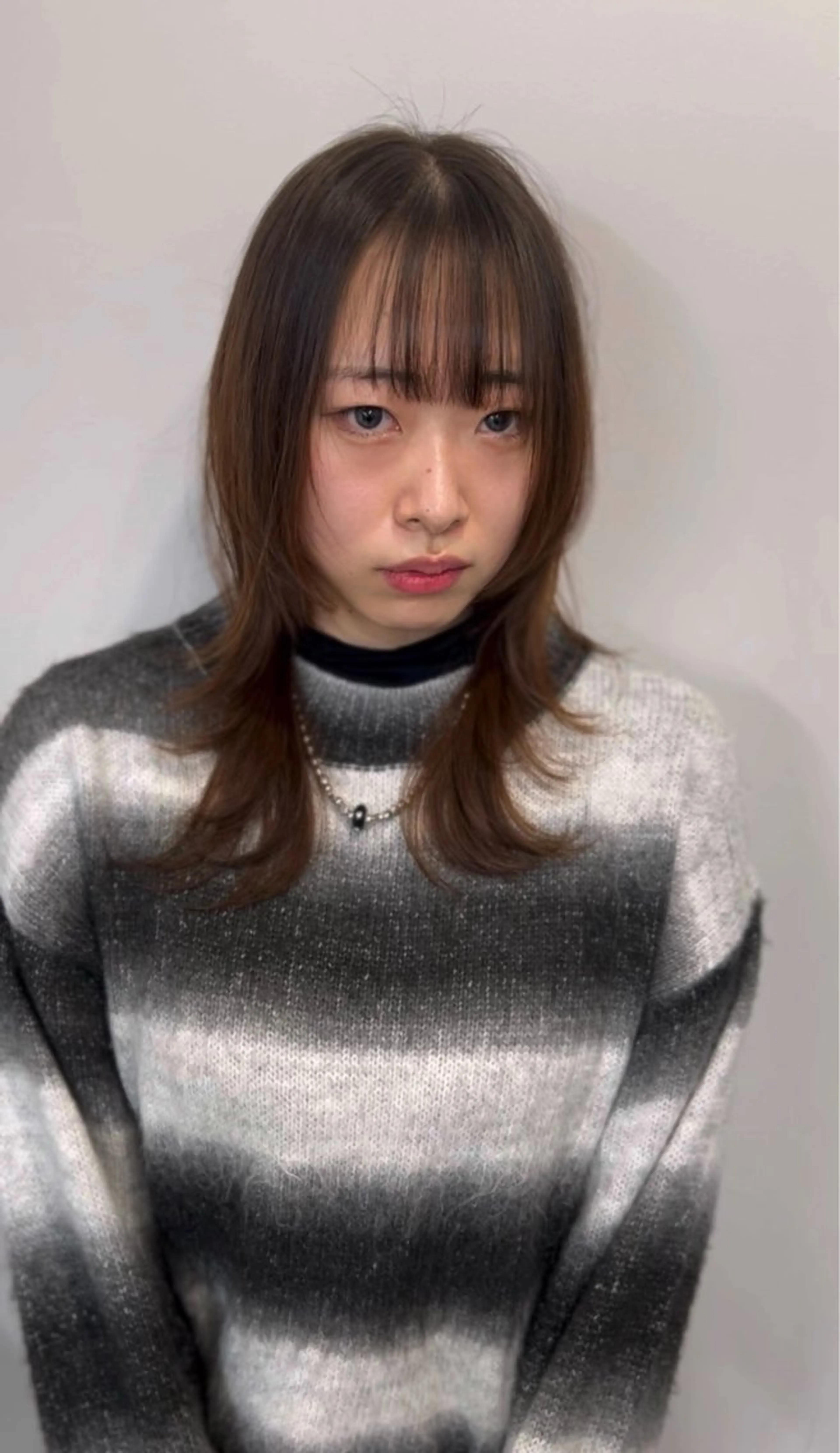 ミディアム 似合わせカット ウルフカット 心斎橋l大人韓国ヘア レイヤー×艶カラーのヘアスタイル