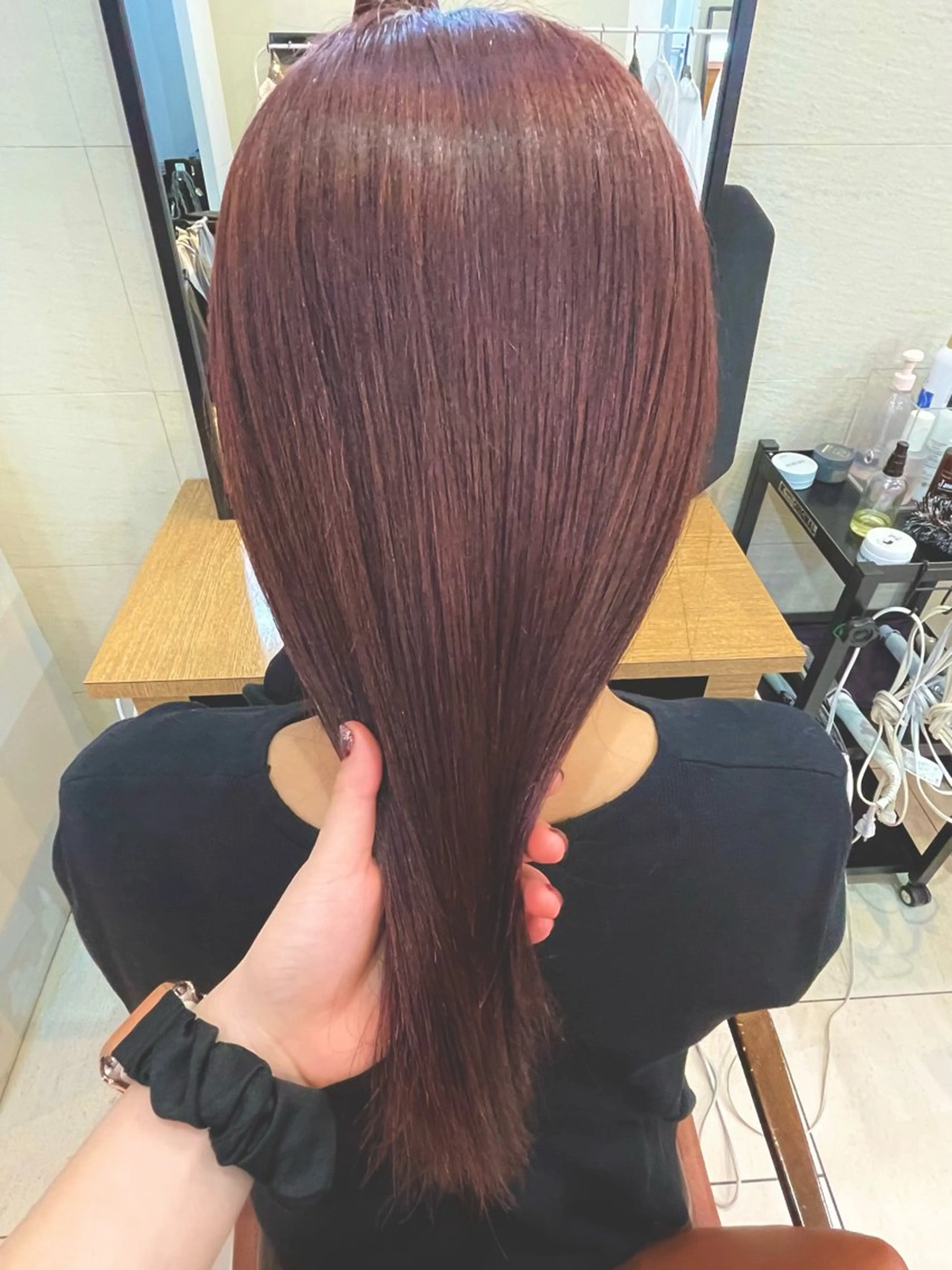 ロング カラー ヘアアレンジ ブリーチ ボルドーカラー ブラウンカラー カシス ダブルカラー 🎈ブリーチなし暖色 カラー/レッド/ゆいのヘアスタイル