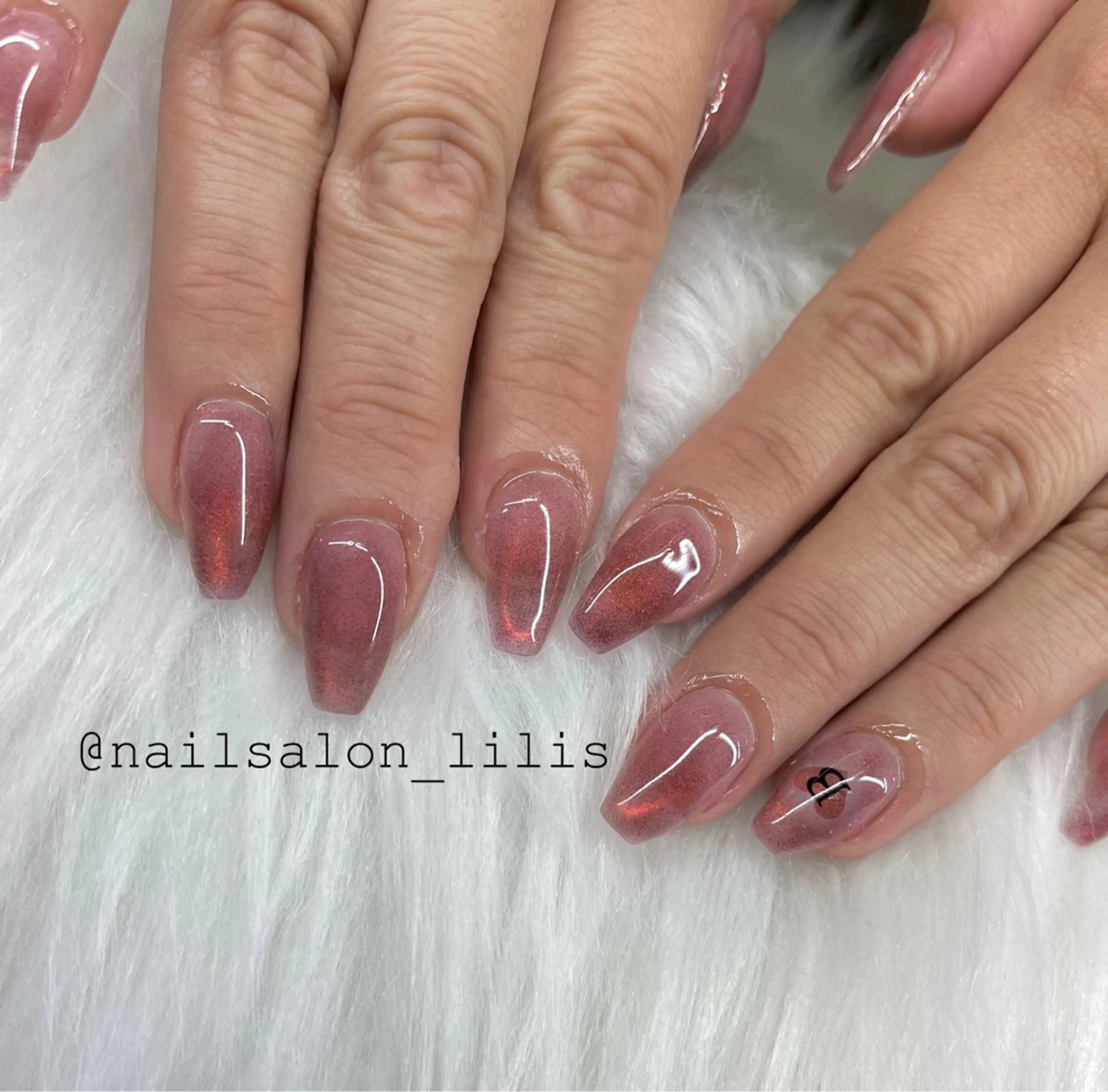 ネイル マグネットネイル ハンドネイル nailsalon Lilisのネイルデザイン
