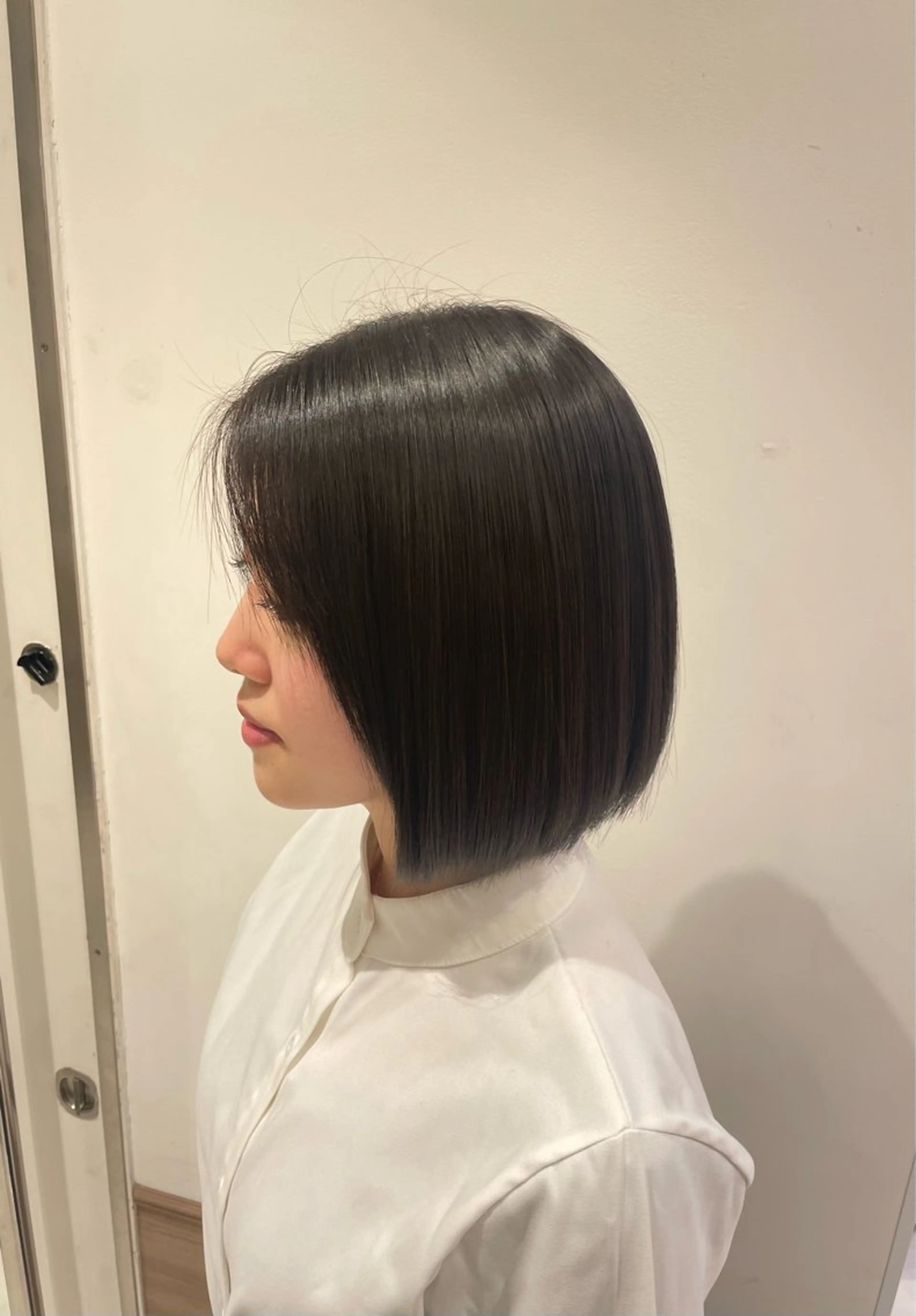 ミディアム パーマ 小林 楓香のヘアスタイル