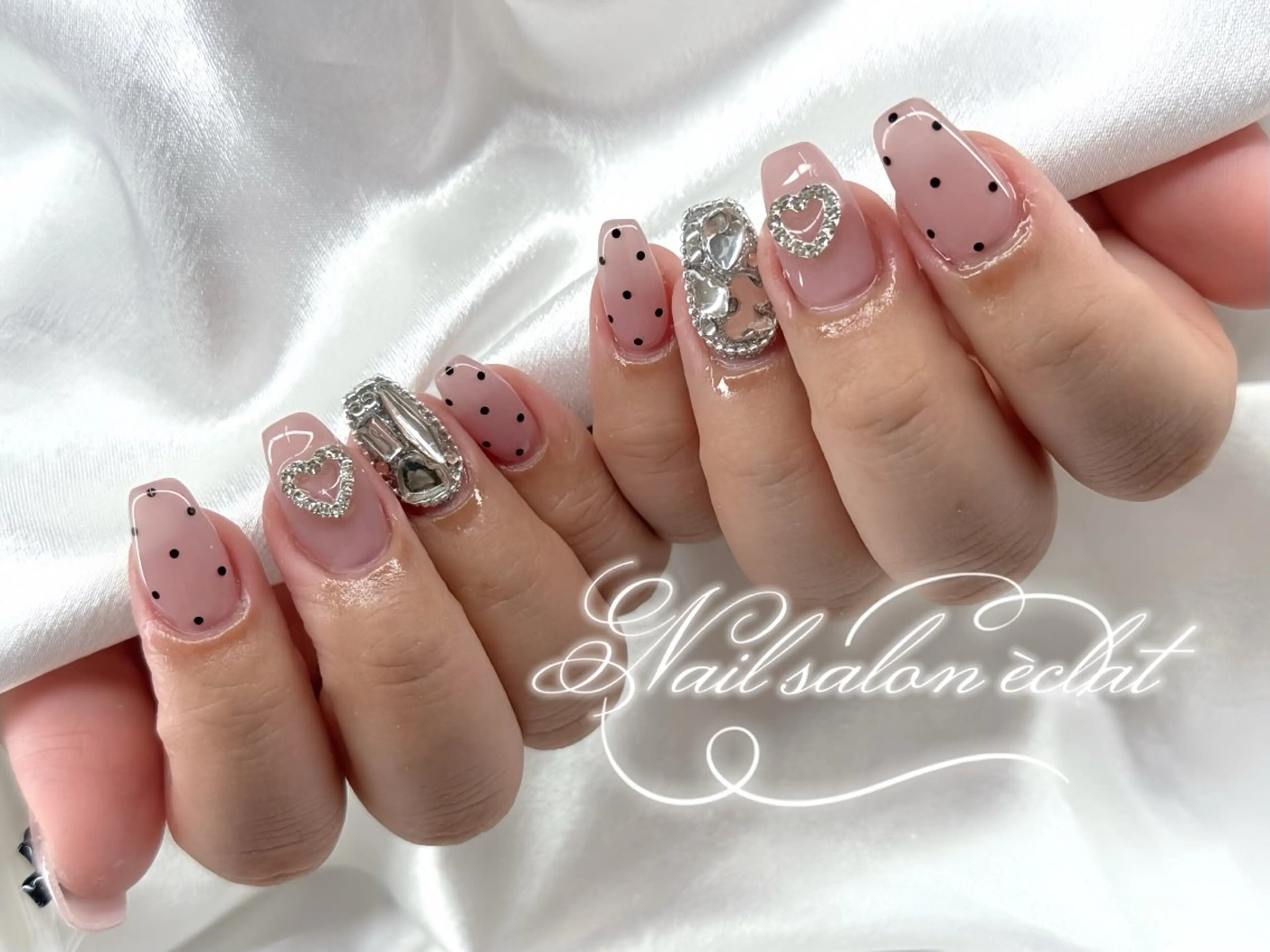 ネイル キラキラネイル 春ネイル ハンドネイル éclat ⸝꙳.⋆ 栄｜矢場町のネイルデザイン