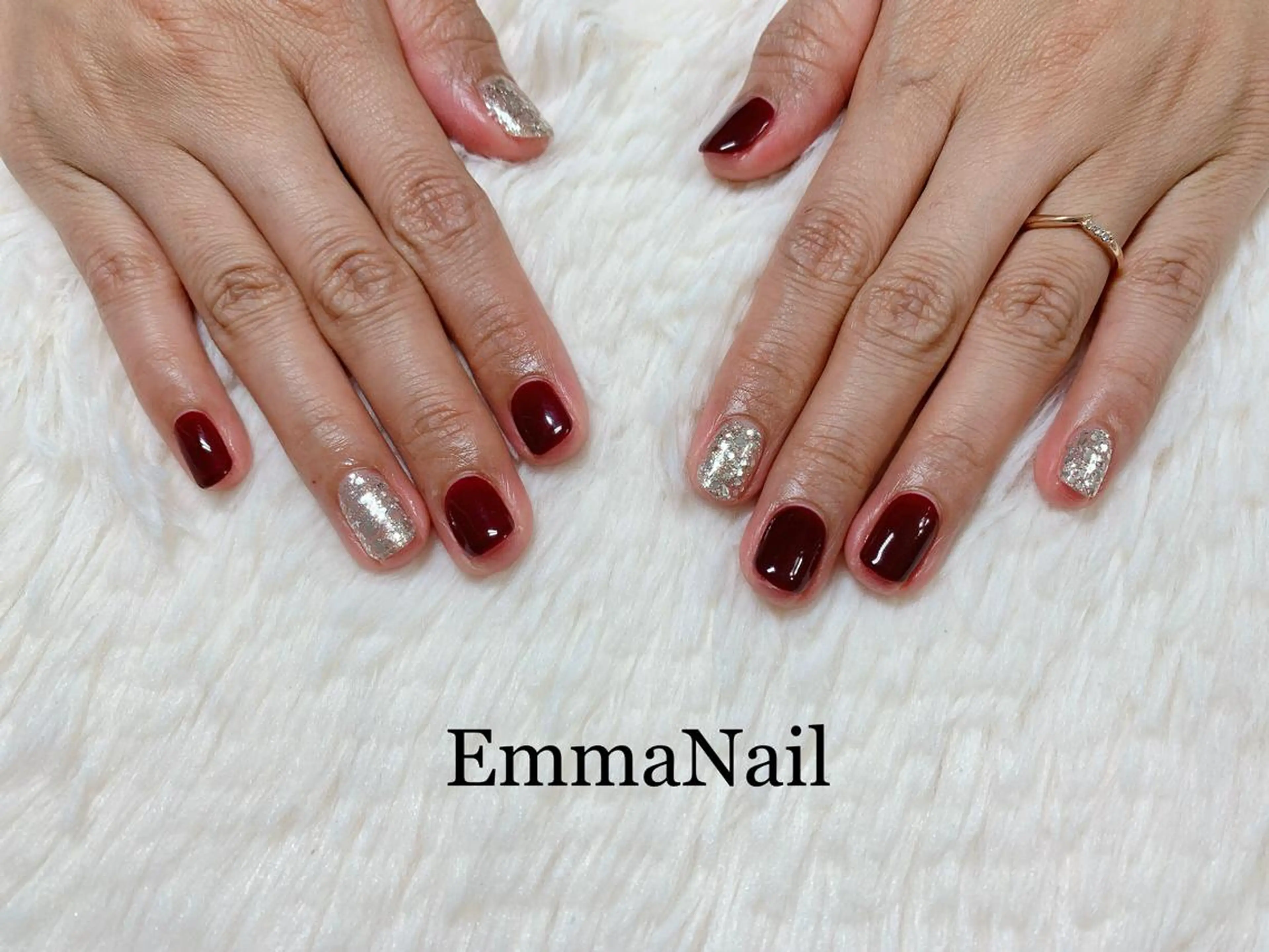 ネイル ボルドー ジェルネイル ワンカラーネイル ハンドネイル salon EM&A emiのネイルデザイン