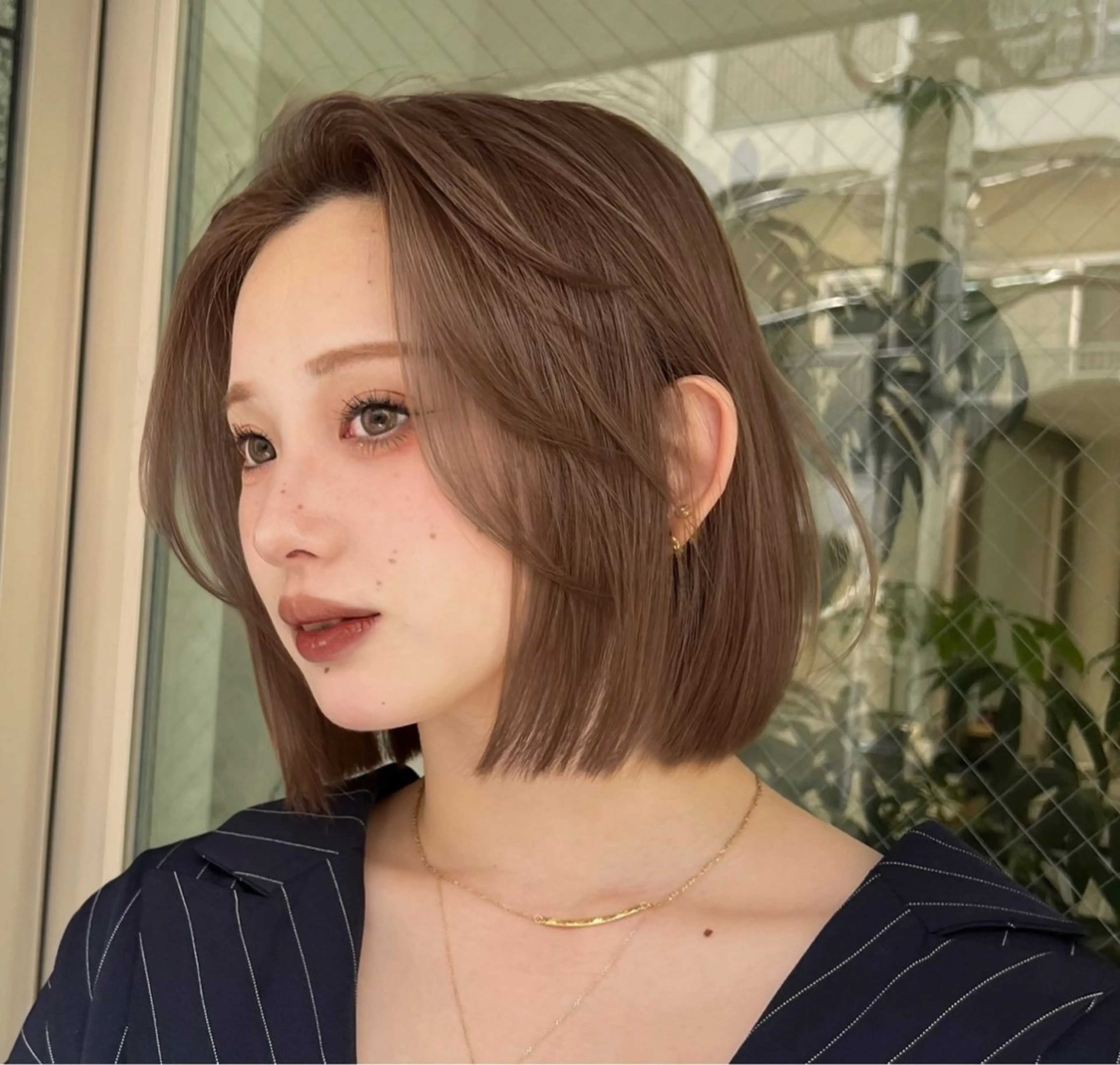 ショート カラー カット ヘアカラー ぱつっとボブ/透明感 カラー/Ayakaのヘアスタイル