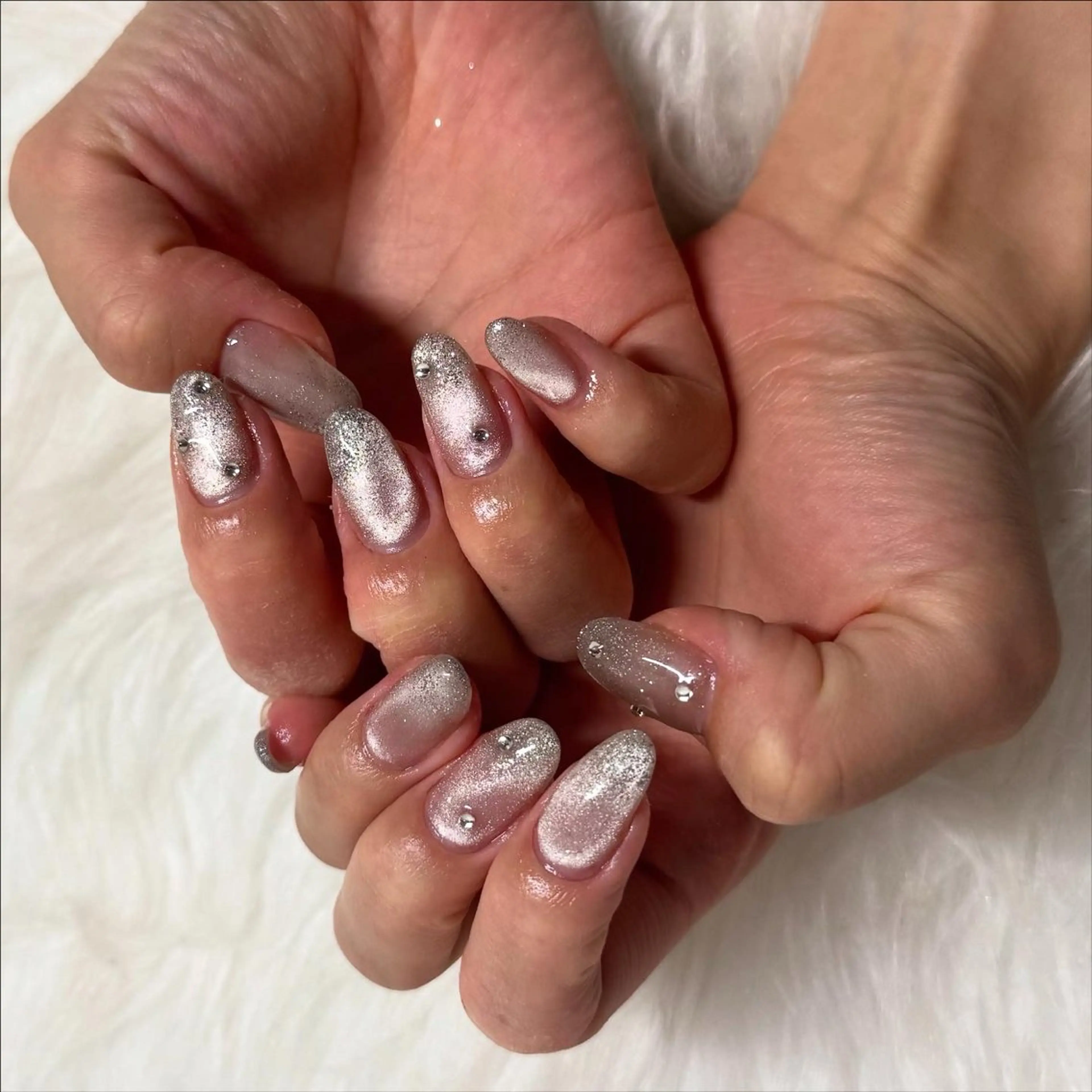 ミディアム ハンドネイル mao .のネイルデザイン