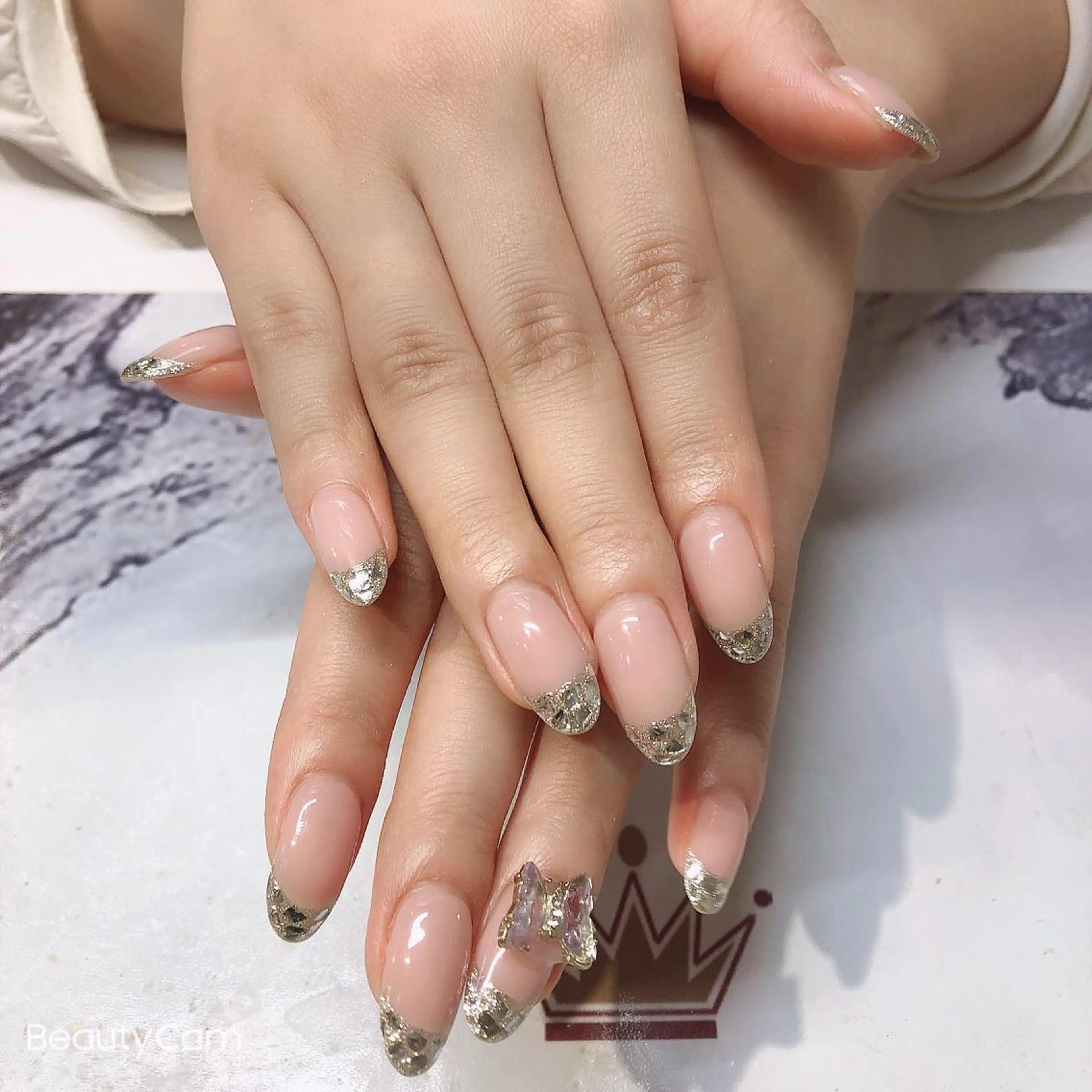 ネイル ガレンドウ 白澤 愛子のネイルデザイン