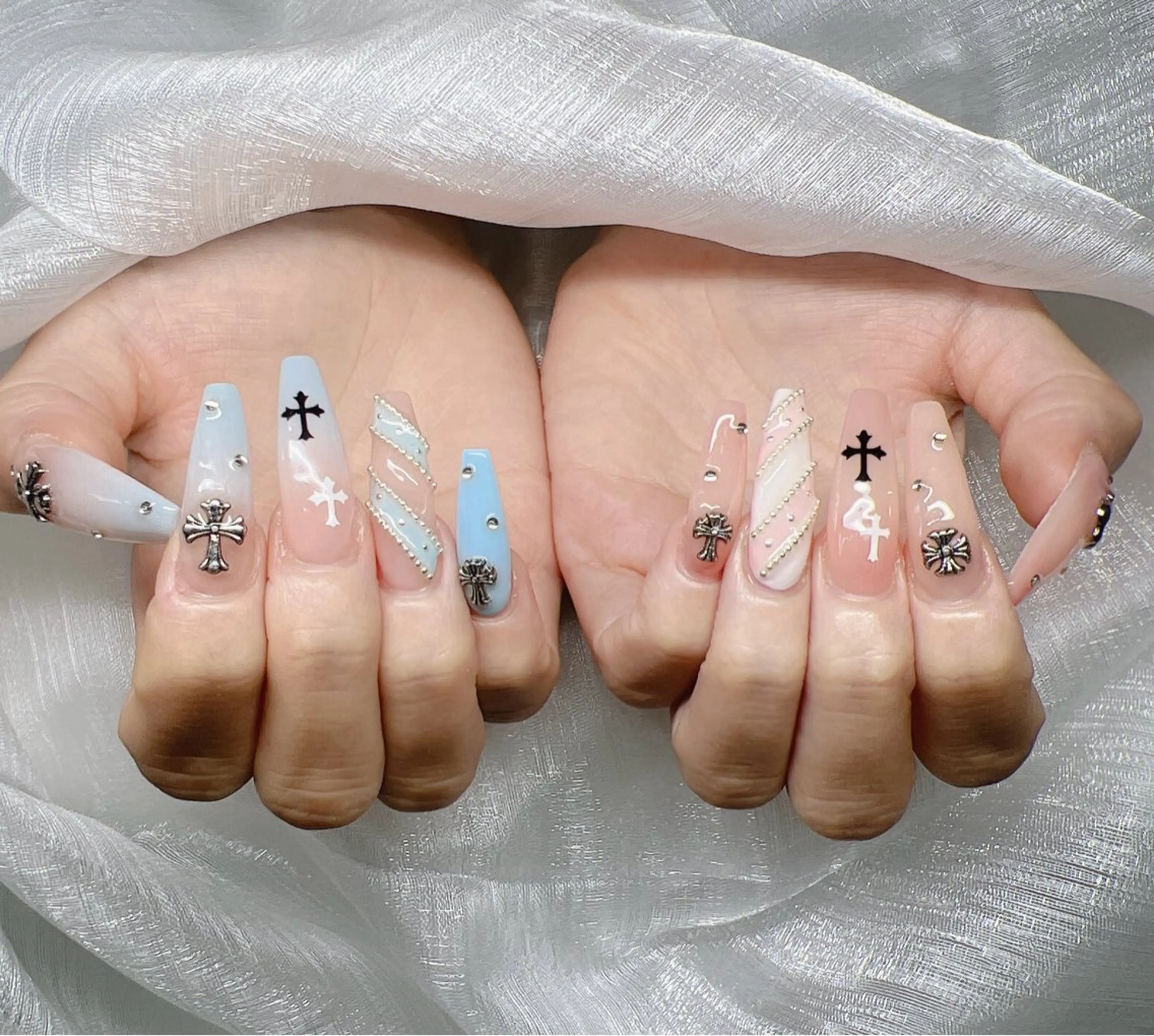 ネイル 長さ出し グラデーション キラキラネイル マグネットネイル ニュアンスネイル Lee Nails チップ長さだし専門店のネイルデザイン