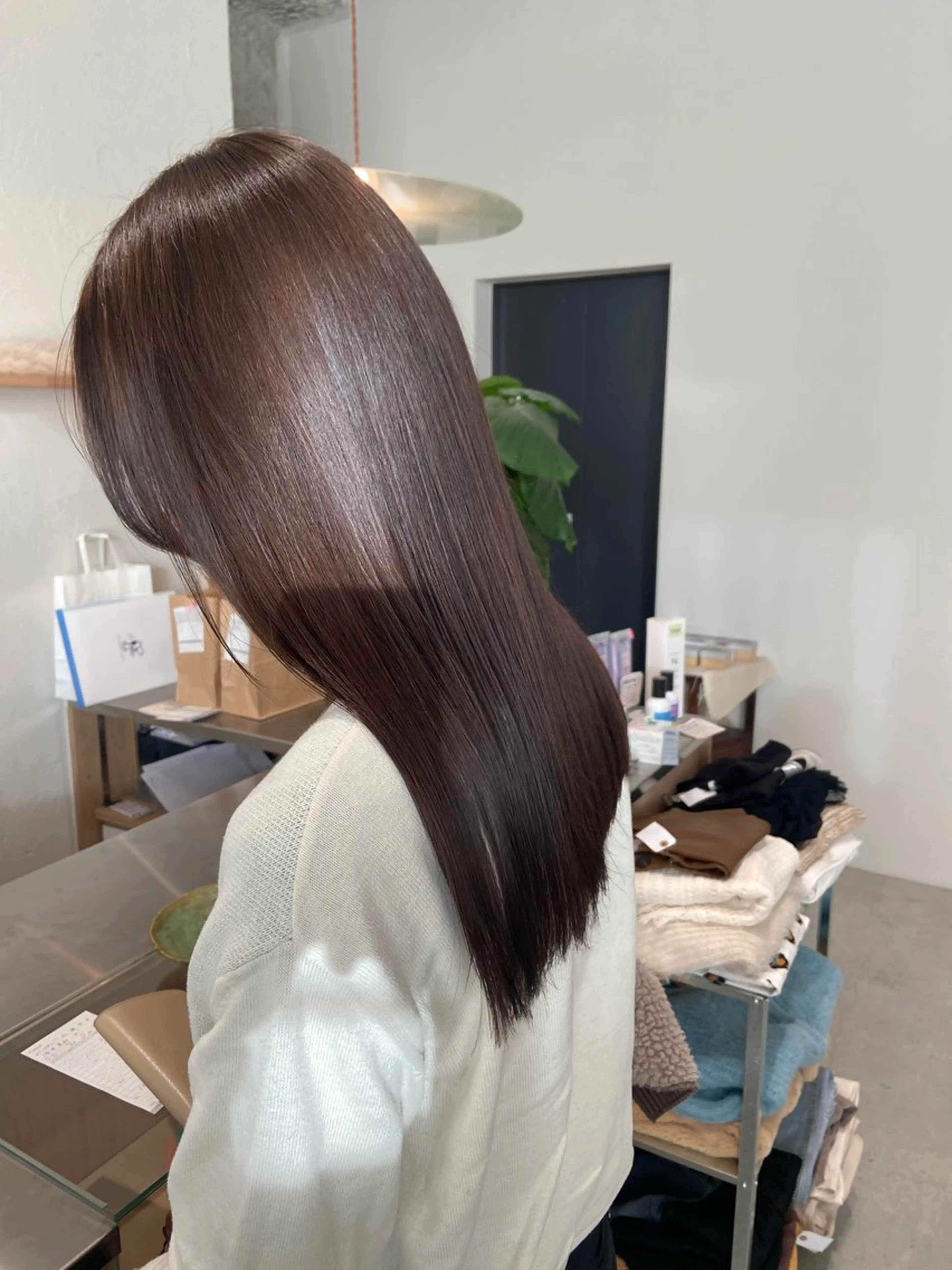 ロング カット ヘアカラー トリートメント 石川 瑠琉のヘアスタイル